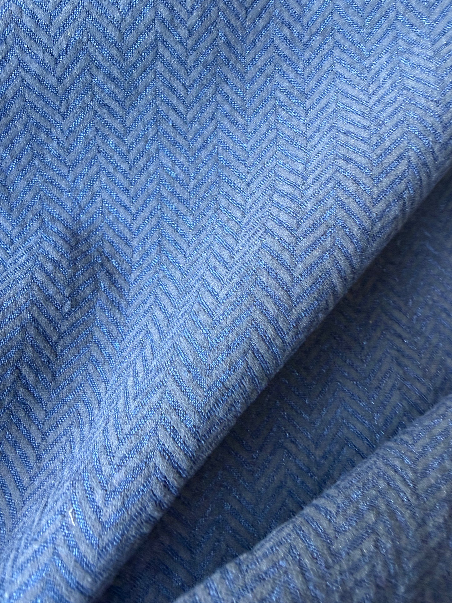 MIA 039 washed linen with herringbone print