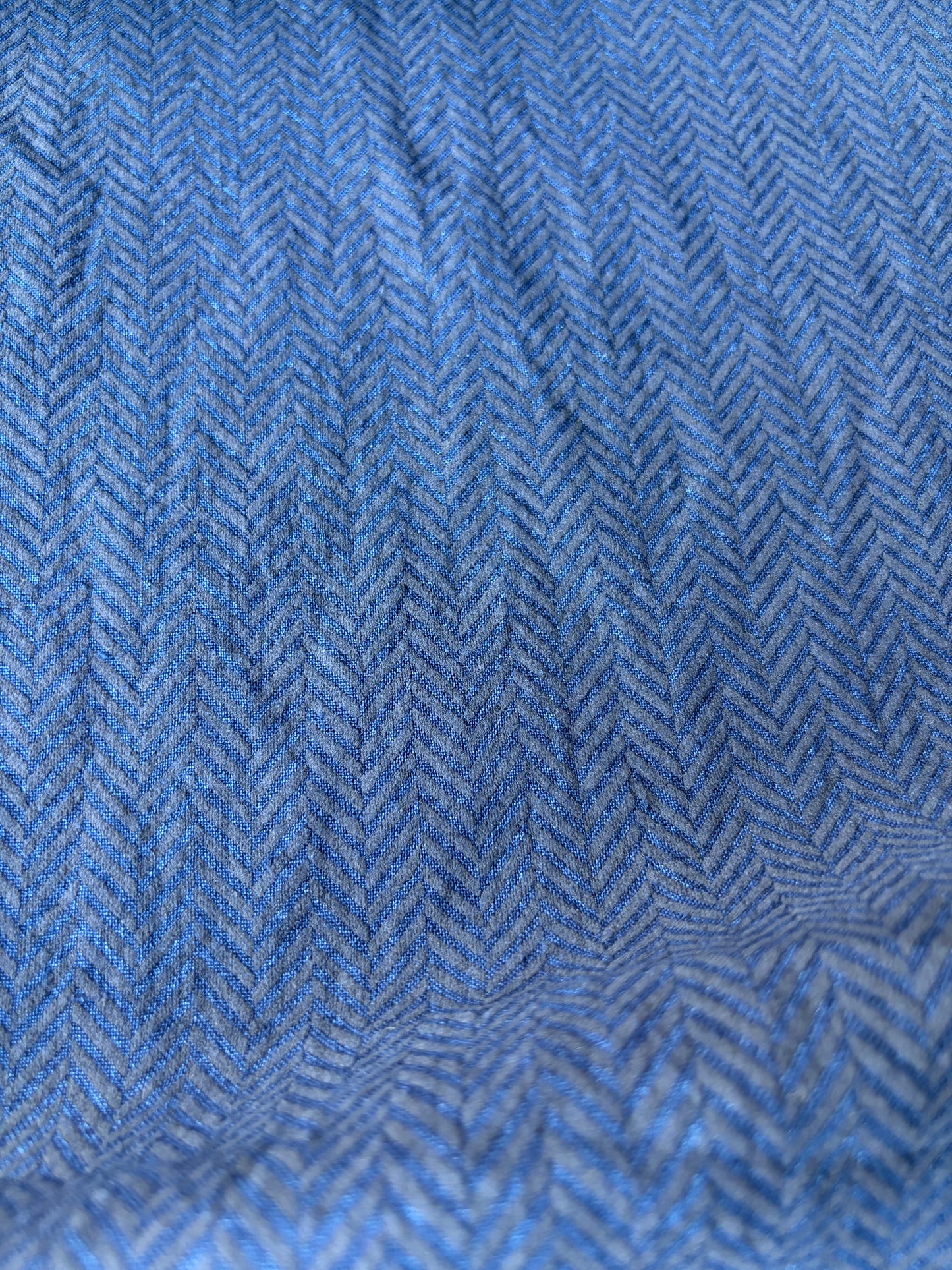 MIA 039 washed linen with herringbone print
