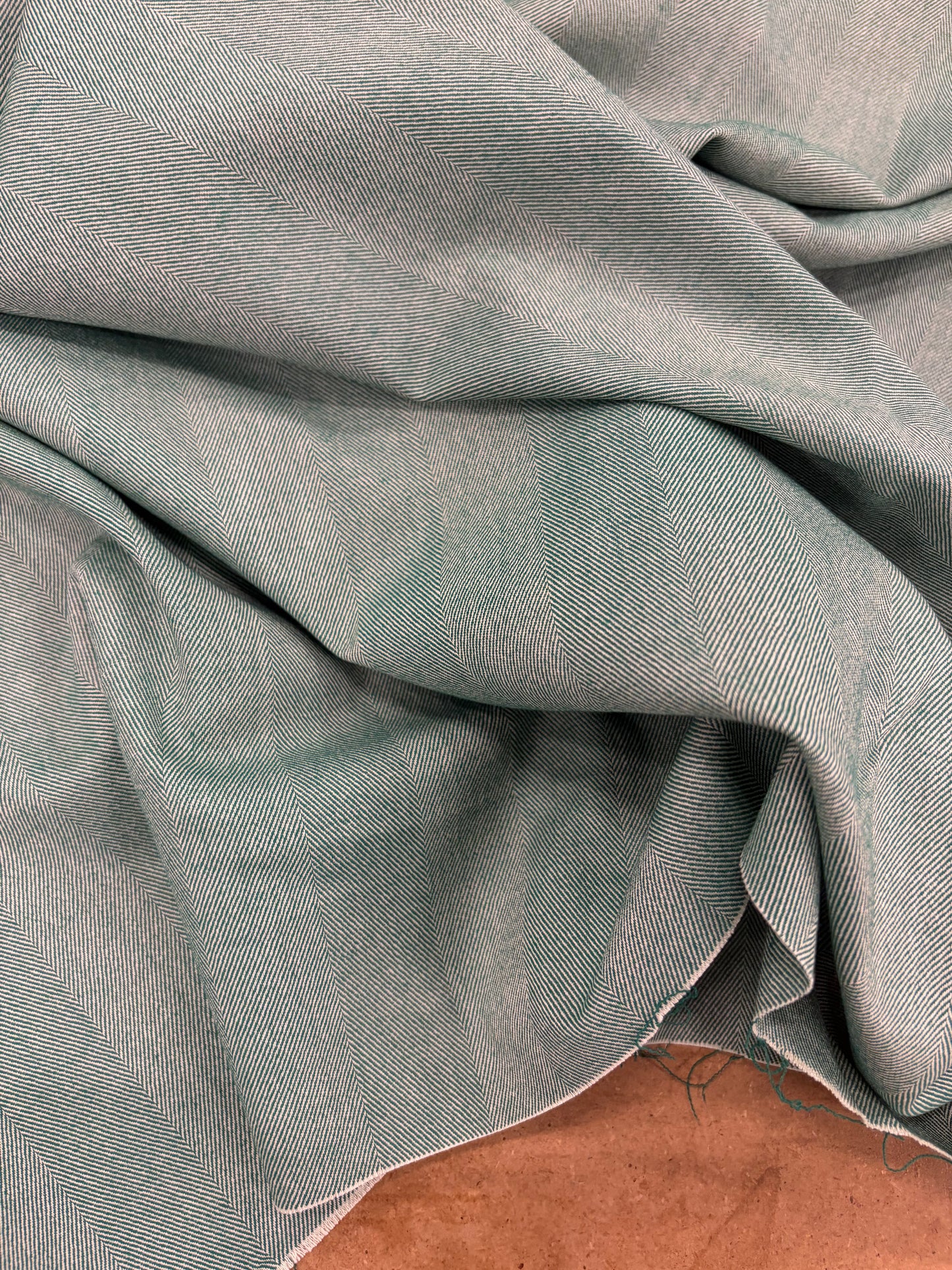 KELLY 013 green herringbone stretch fabric