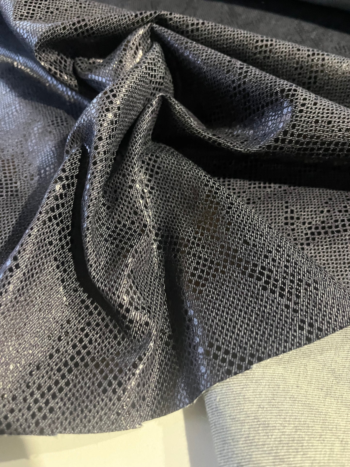 SHAFTY 014 denim with shiny snake