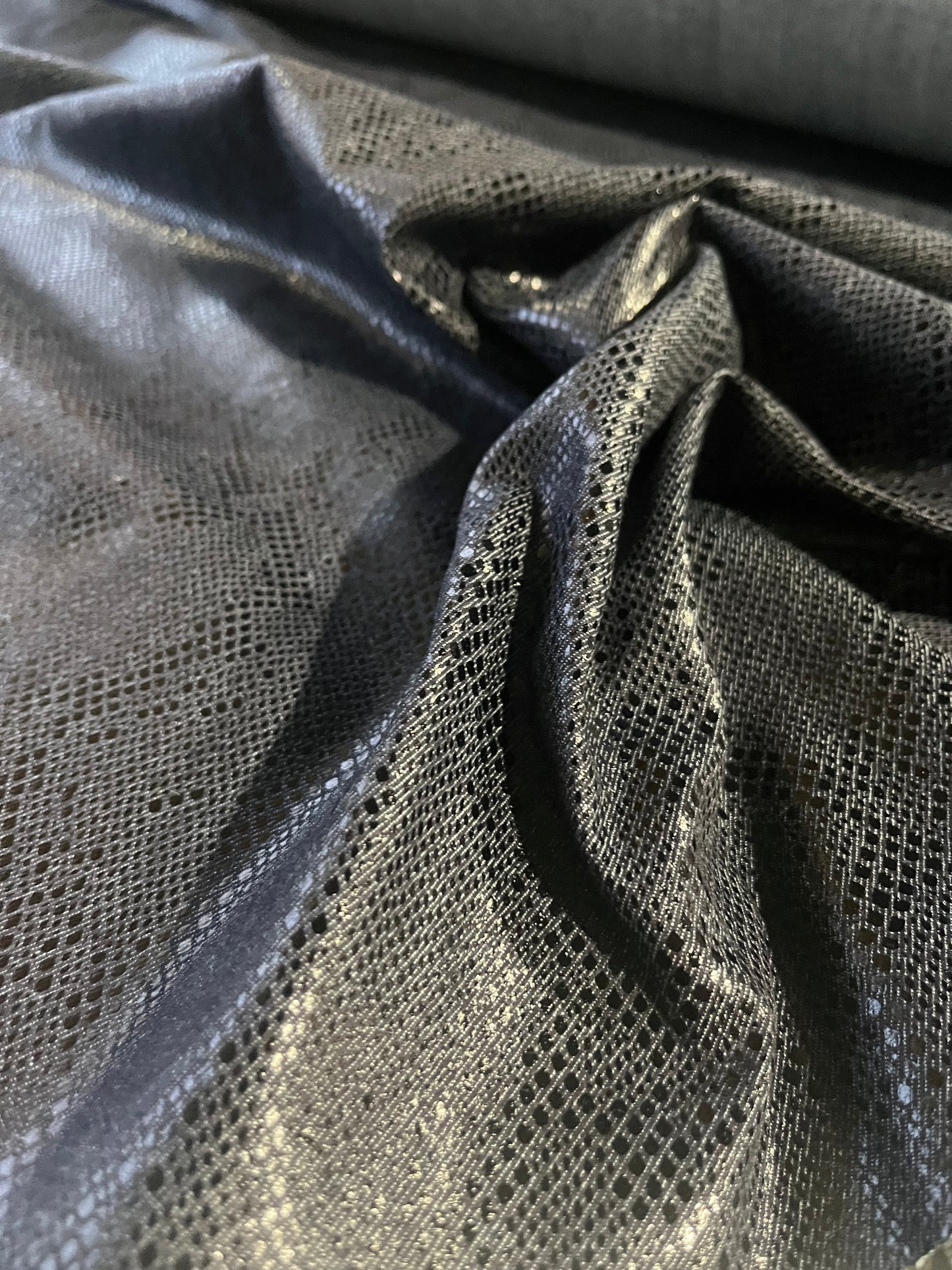 SHAFTY 014 denim with shiny snake