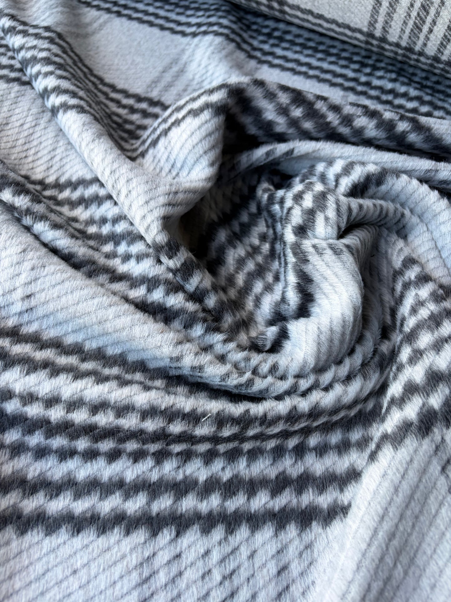 MIA 043 grey/black heavy brushed checkered heavy cotton