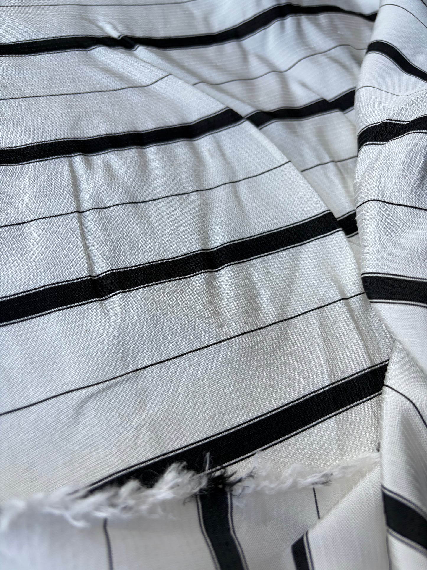 SUMMER STRIPES 005 black/white viscose stripes