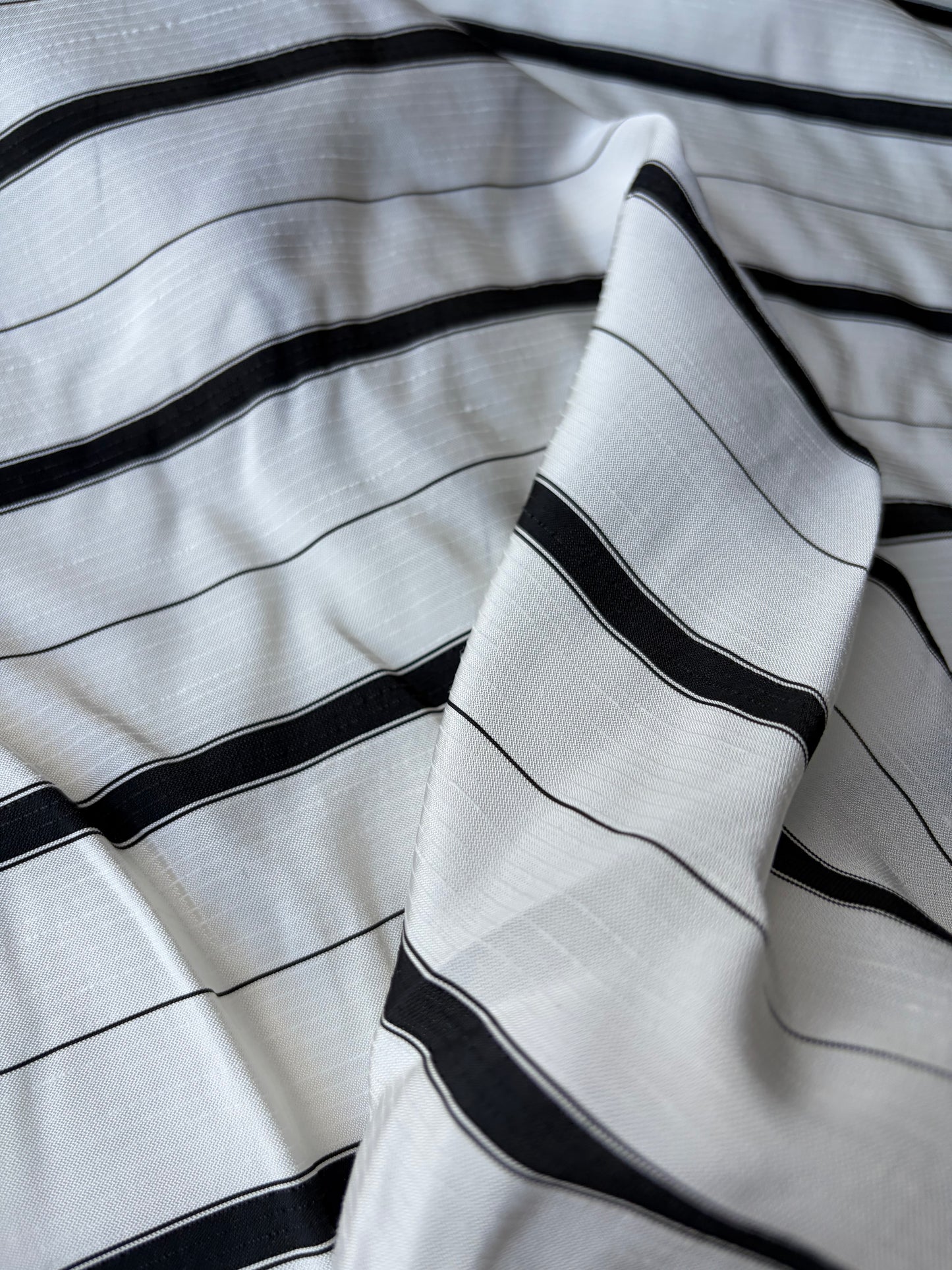 SUMMER STRIPES 005 black/white viscose stripes