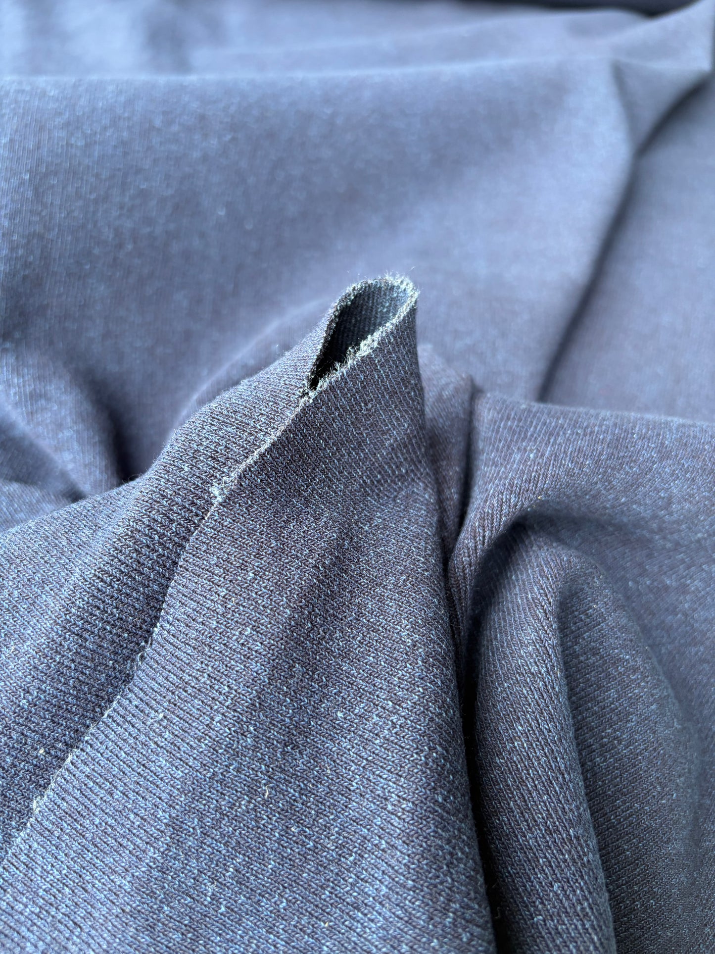AMI 010 heavy jersey rib indigo dyed