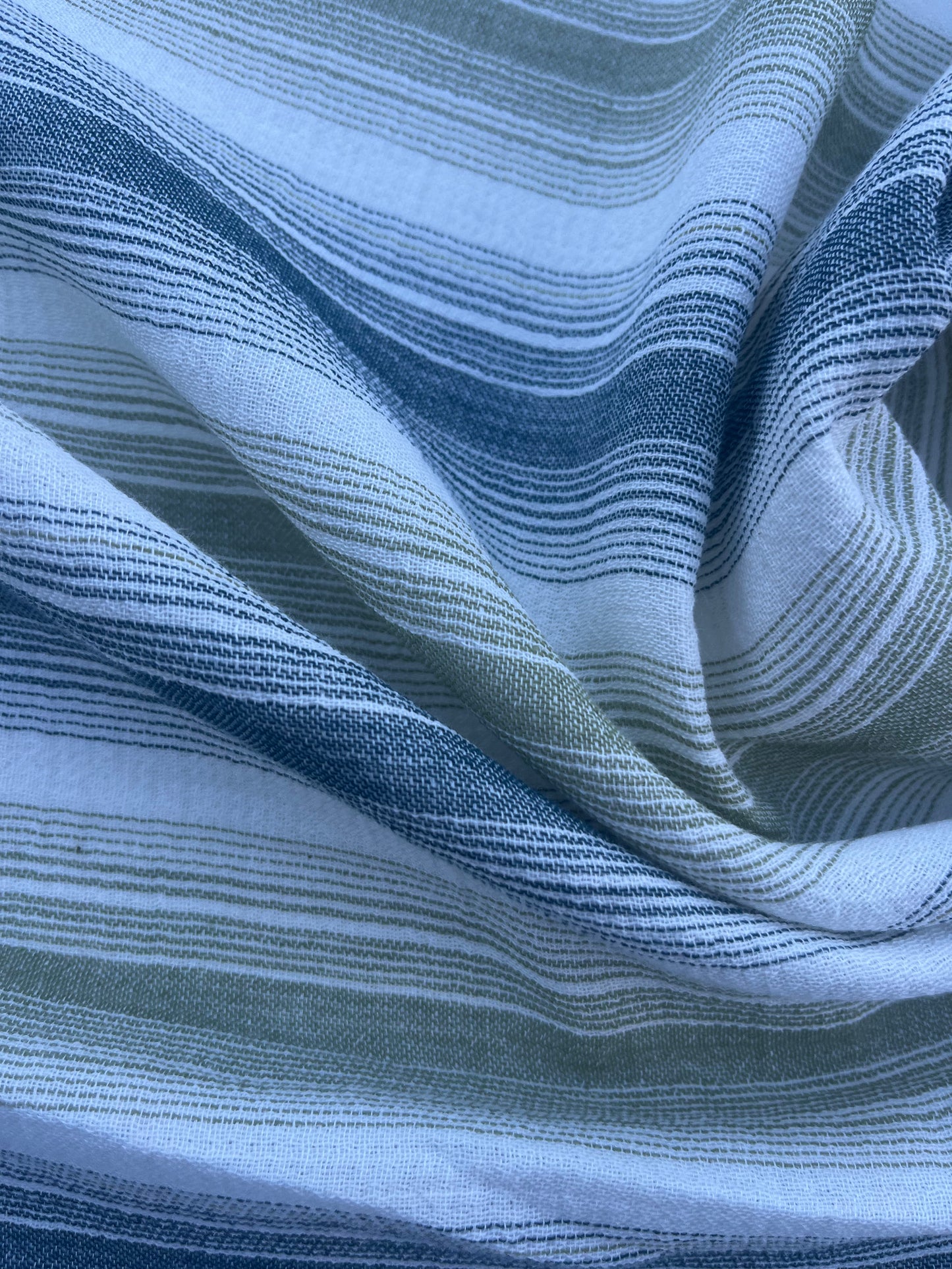 HERA 001 Gauze crinckle light jacquard stripes ecru/green