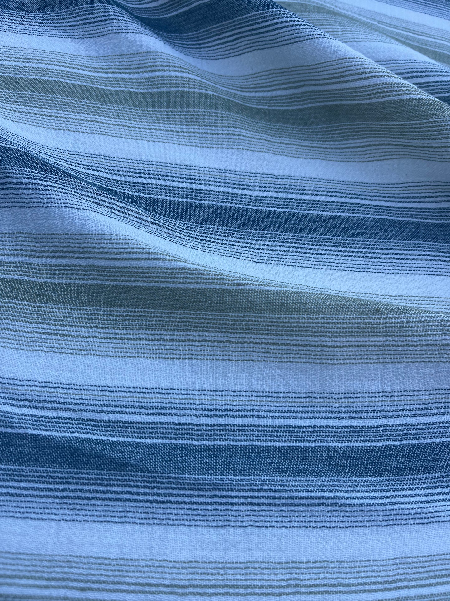 HERA 001 Gauze crinckle light jacquard stripes ecru/green
