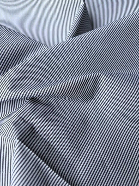 AMI 007 yarn dyed cotton stripes Black/white
