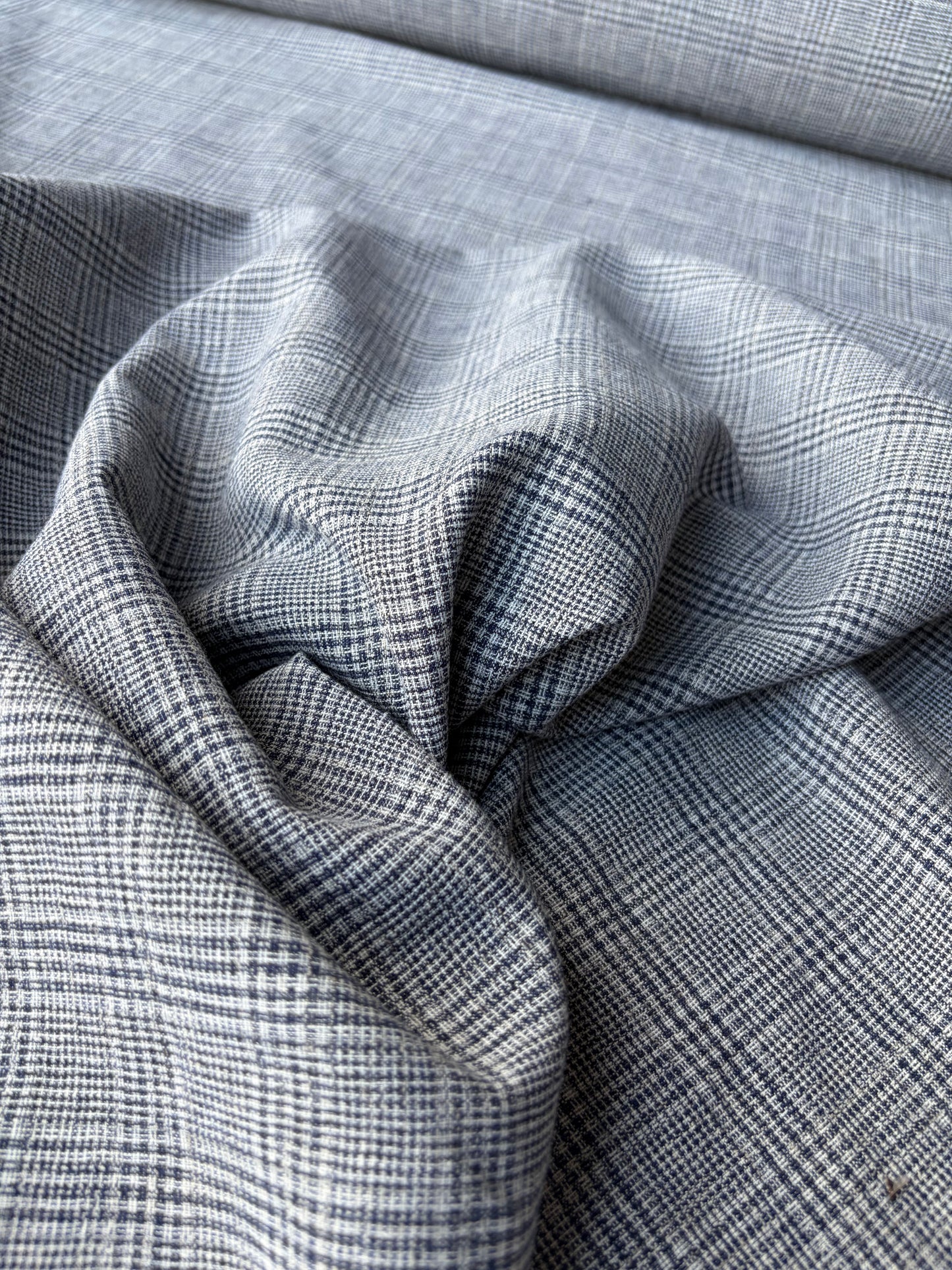 SUMMER STRIPES 011 cotton/linnen Prince of Wales indigo