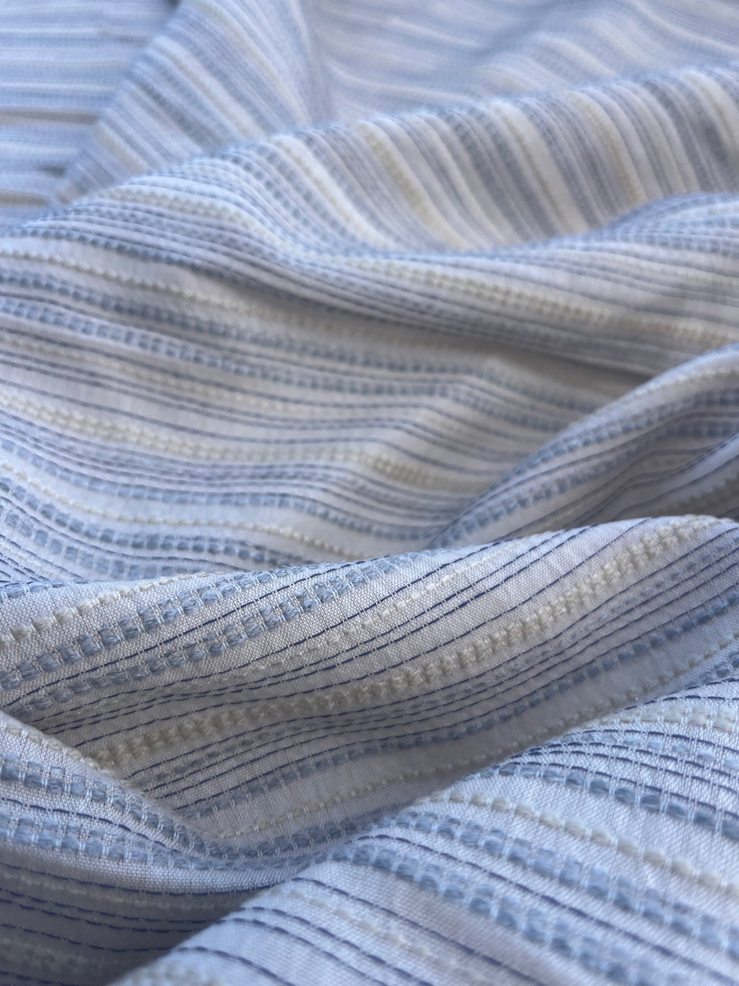 HERA 005 Gauze crinckle light jacquard stripes beige/indigo