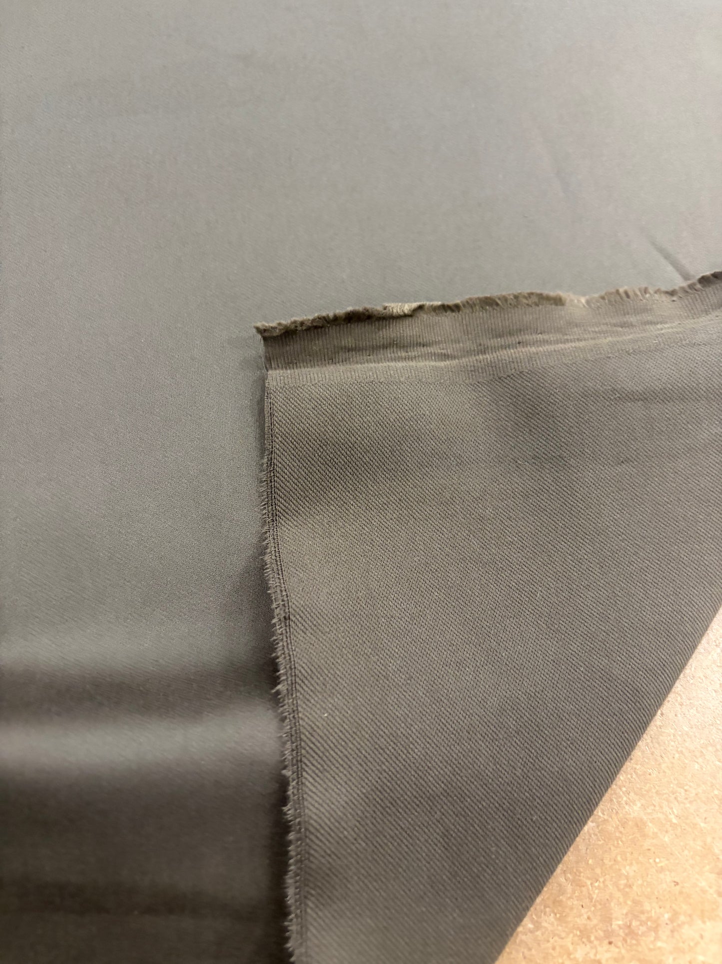 RHINO 001 khaky cotton satin stretch
