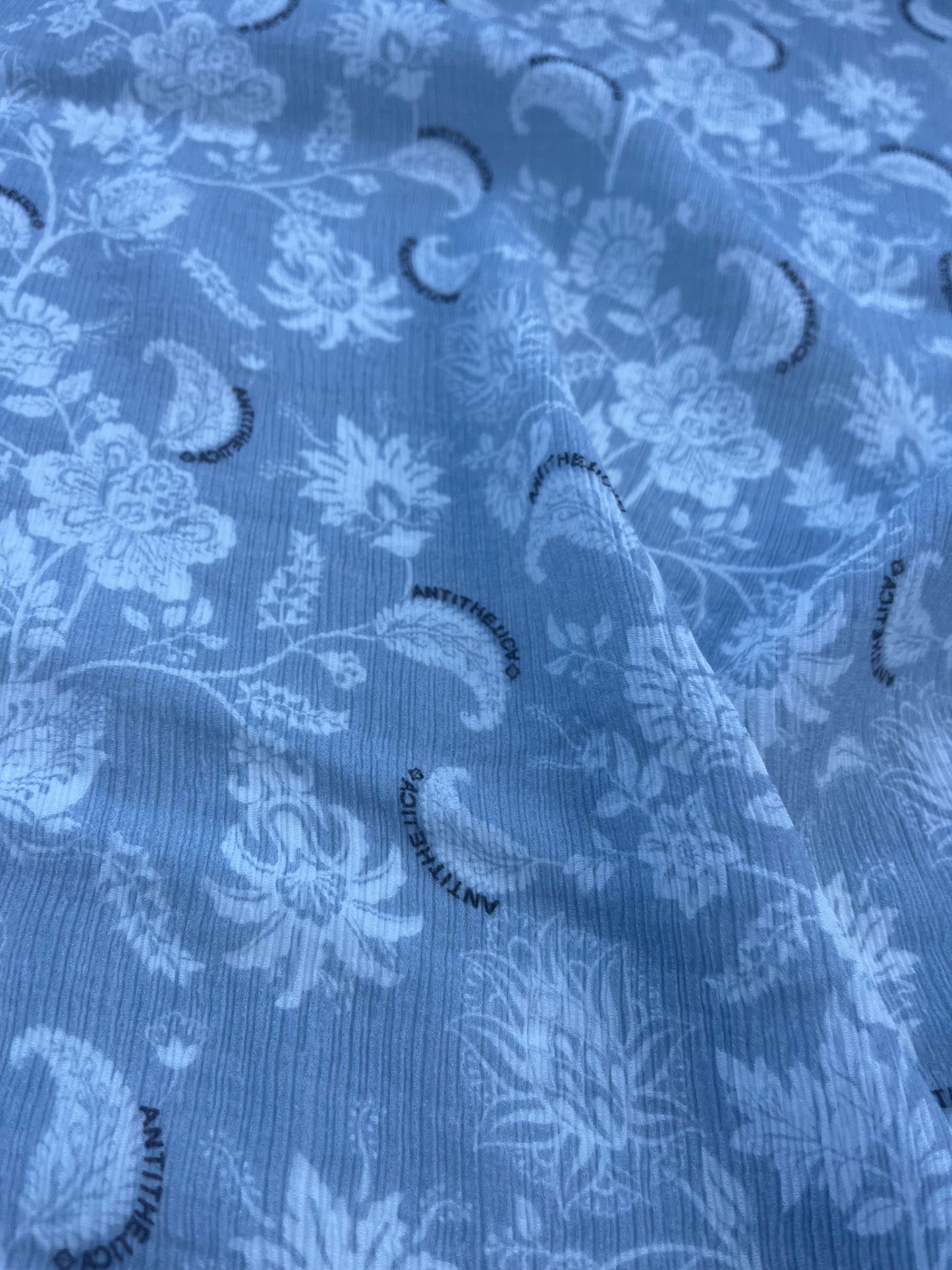 HERA 009 crepon viscose jacobean flower multi blue