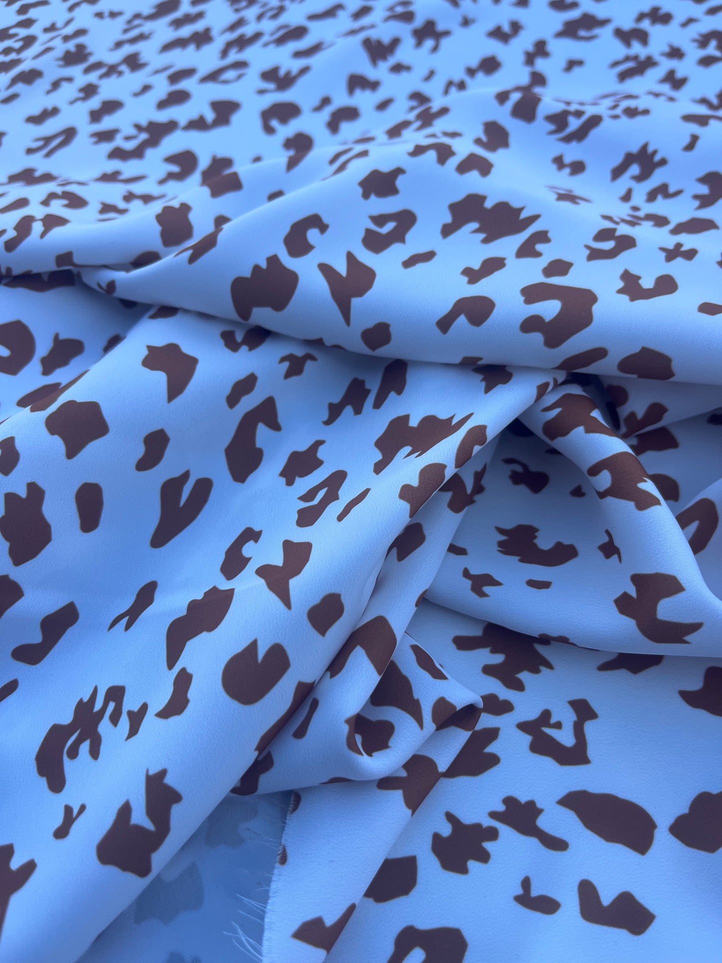 HERA 011  satin animal print white/cognac