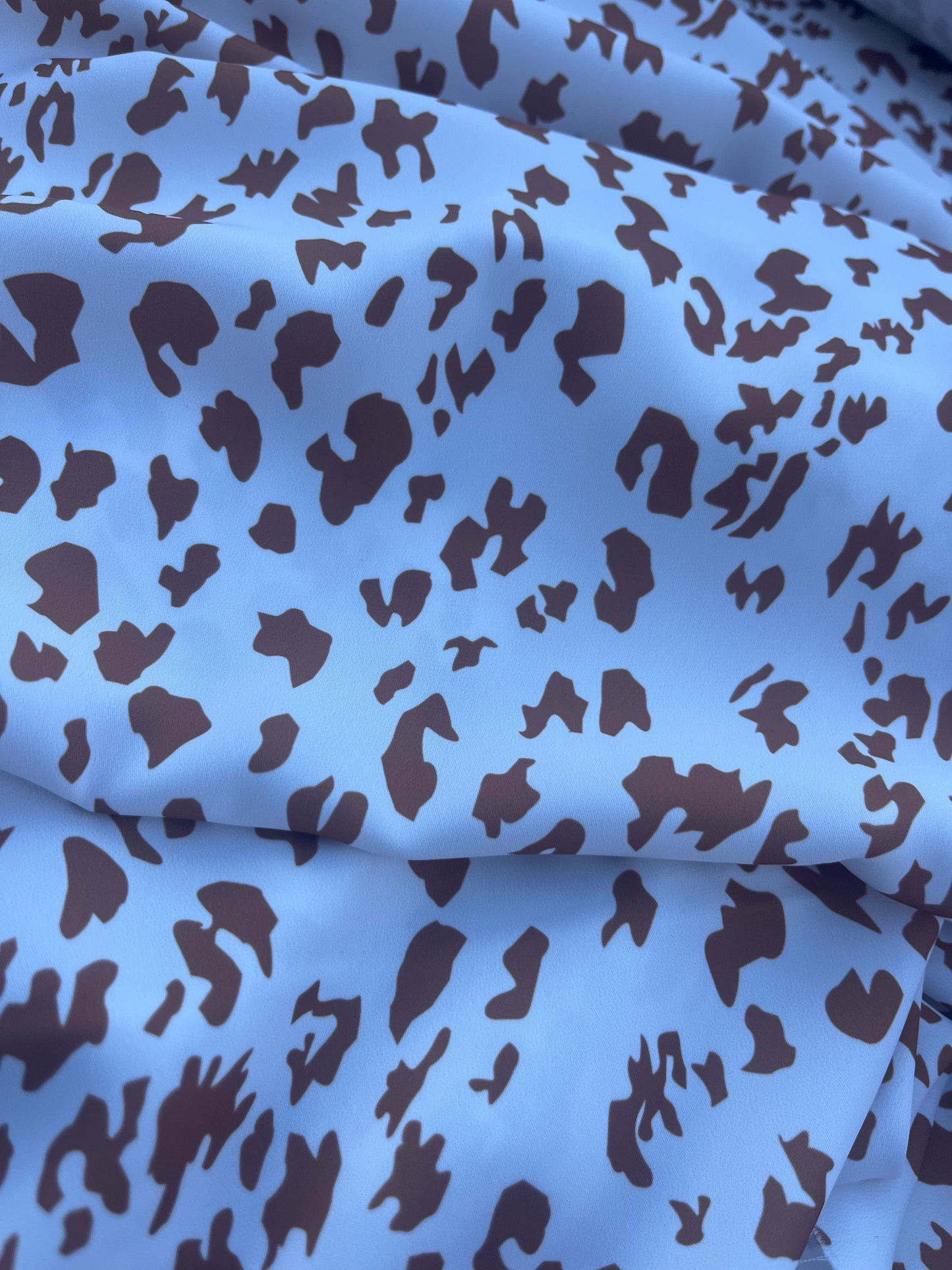 HERA 011  satin animal print white/cognac