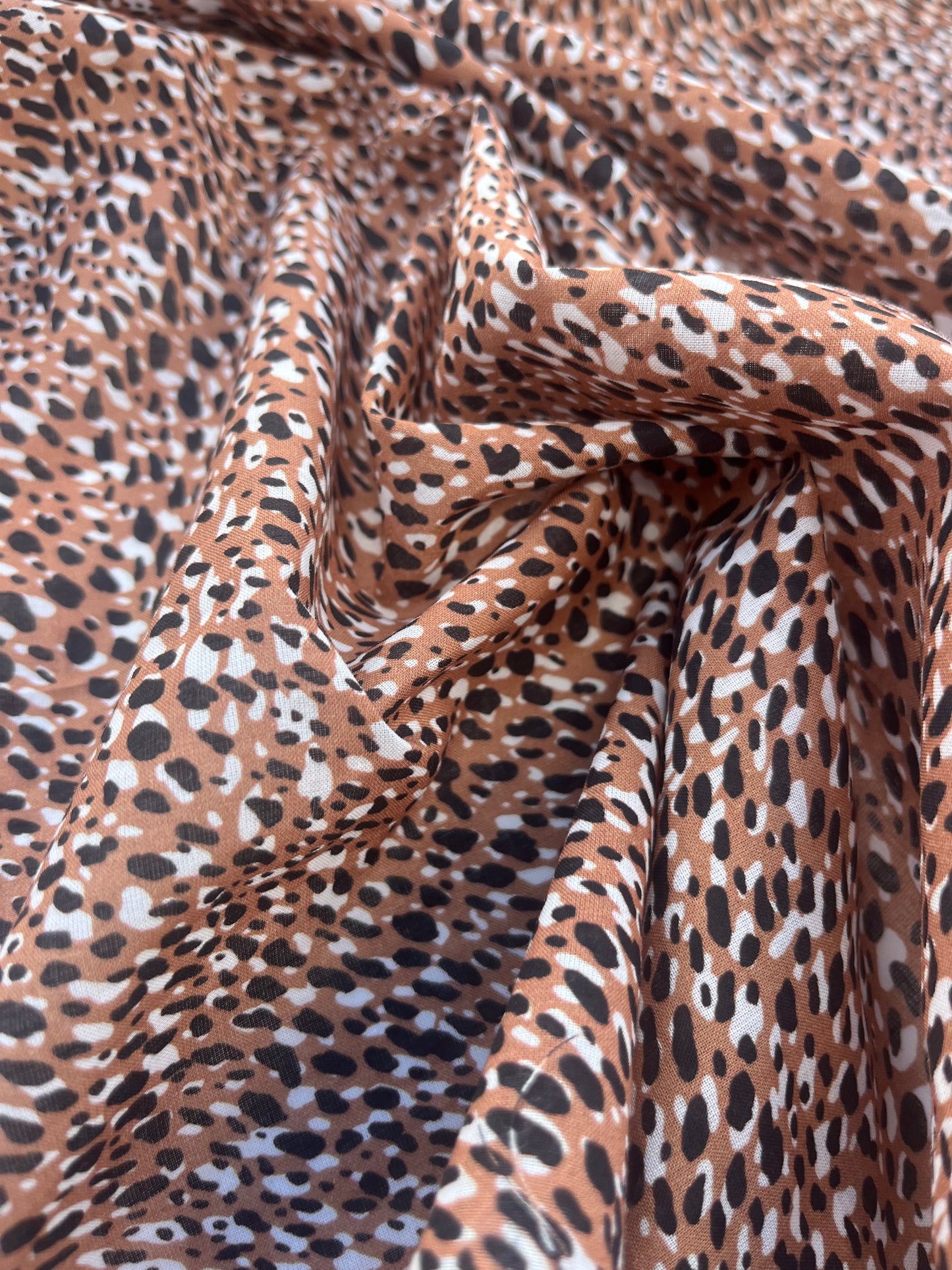HERA 014 cotton voile animal digital print