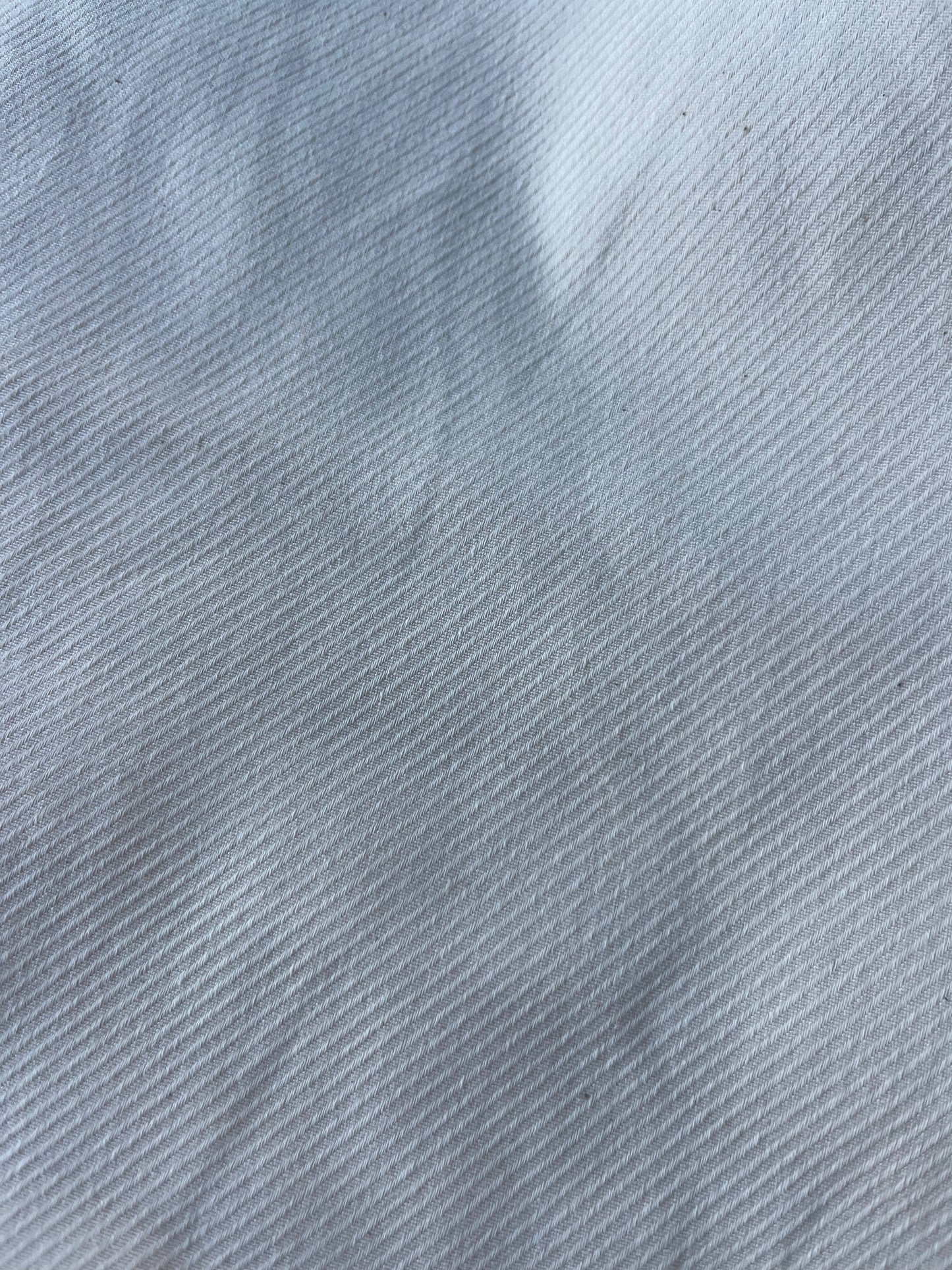 ALAN 002 heavy cotton tricotine ecru