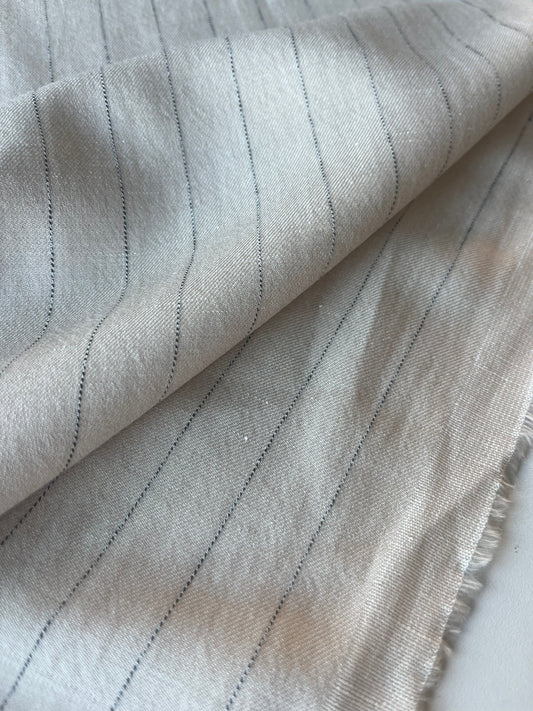 ALAN 004 linen viscose stripes