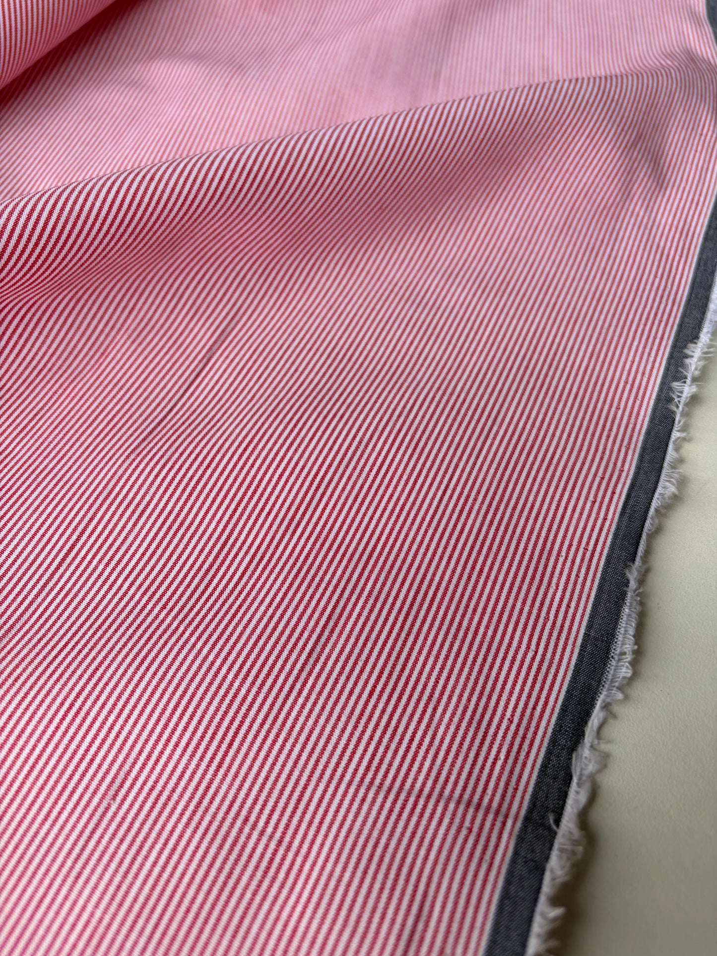 PC AMI 024 yarn dyed cotton stripes red/white