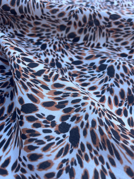 HERA 021 cotton voile animal feathers