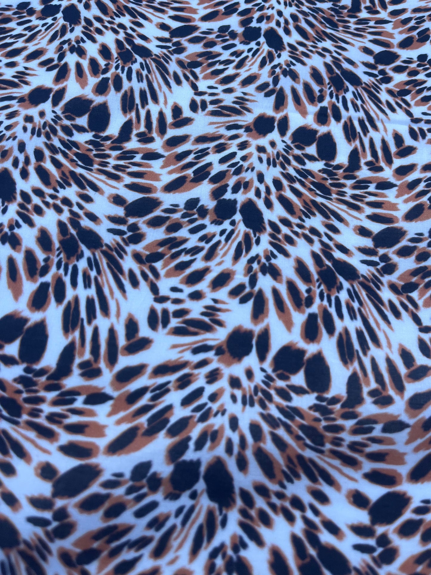 HERA 021 cotton voile animal feathers