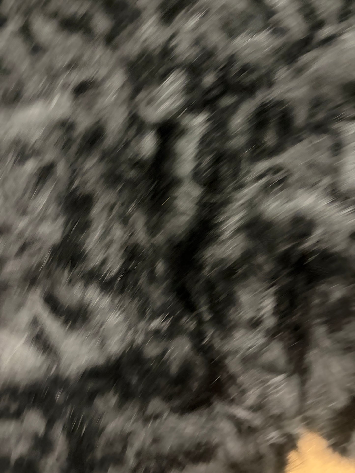 RHINO 018 fake fur black