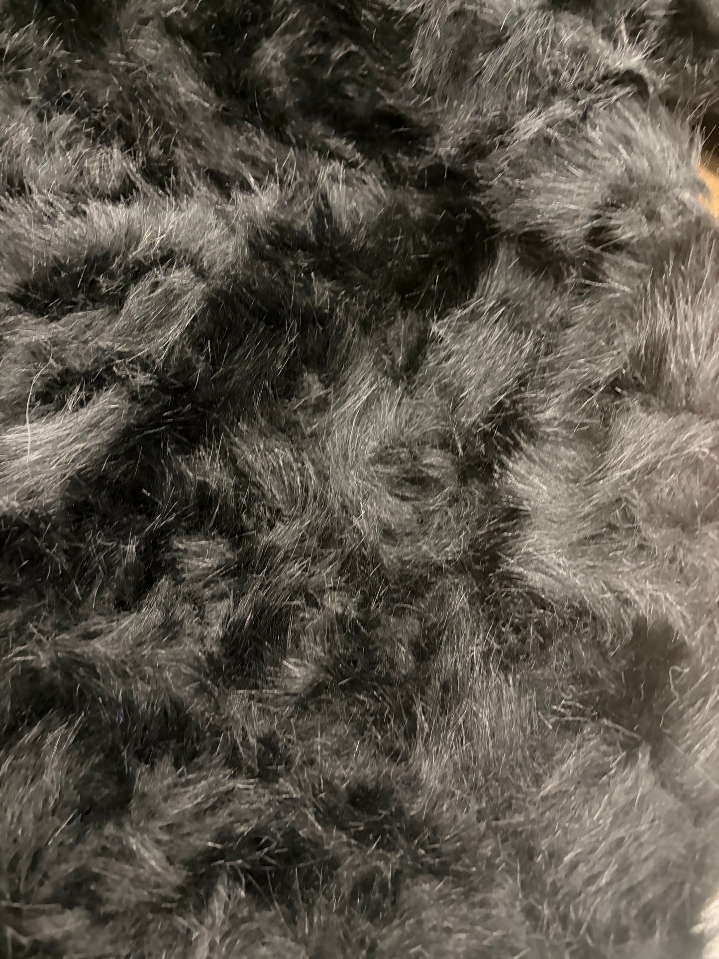 RHINO 018 fake fur black