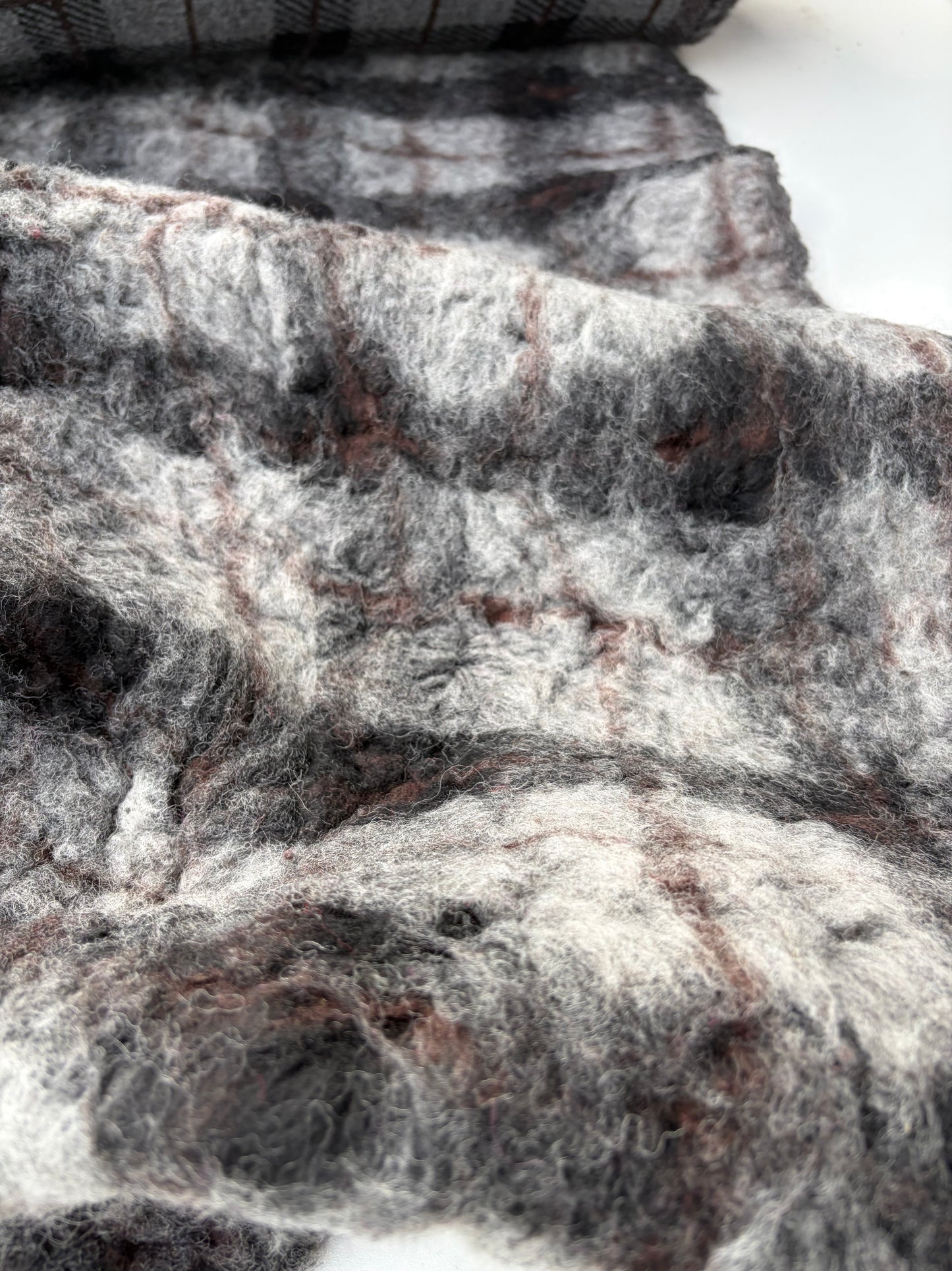 WILD WOOL 002 grey checkered heavy boiled wool