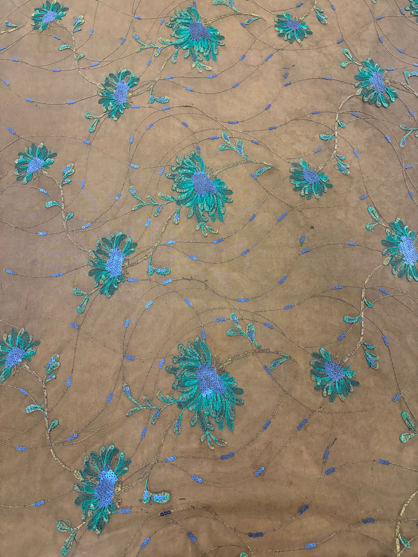 RHINO 020 mesh multicolour embroidery