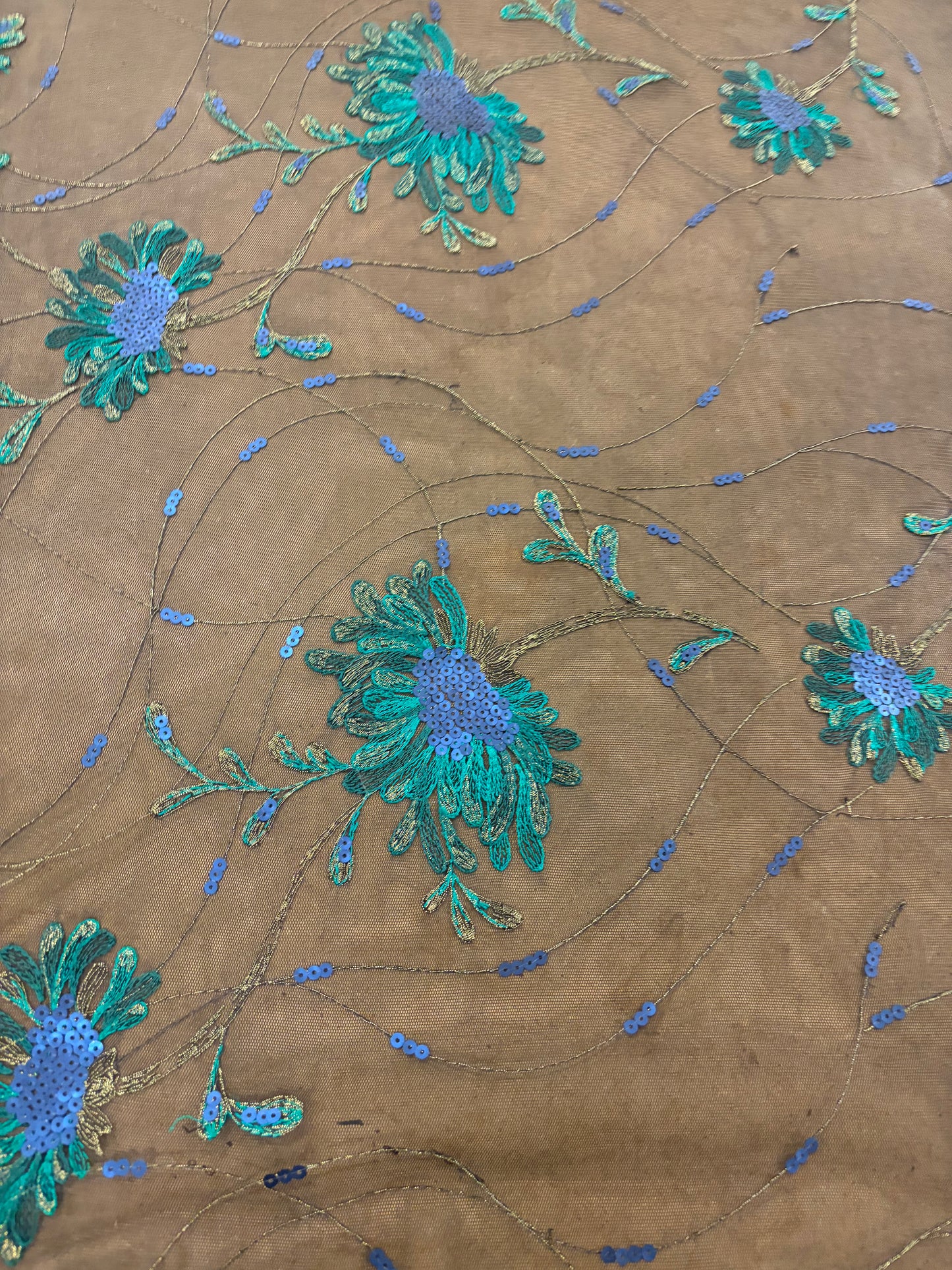 RHINO 020 mesh multicolour embroidery