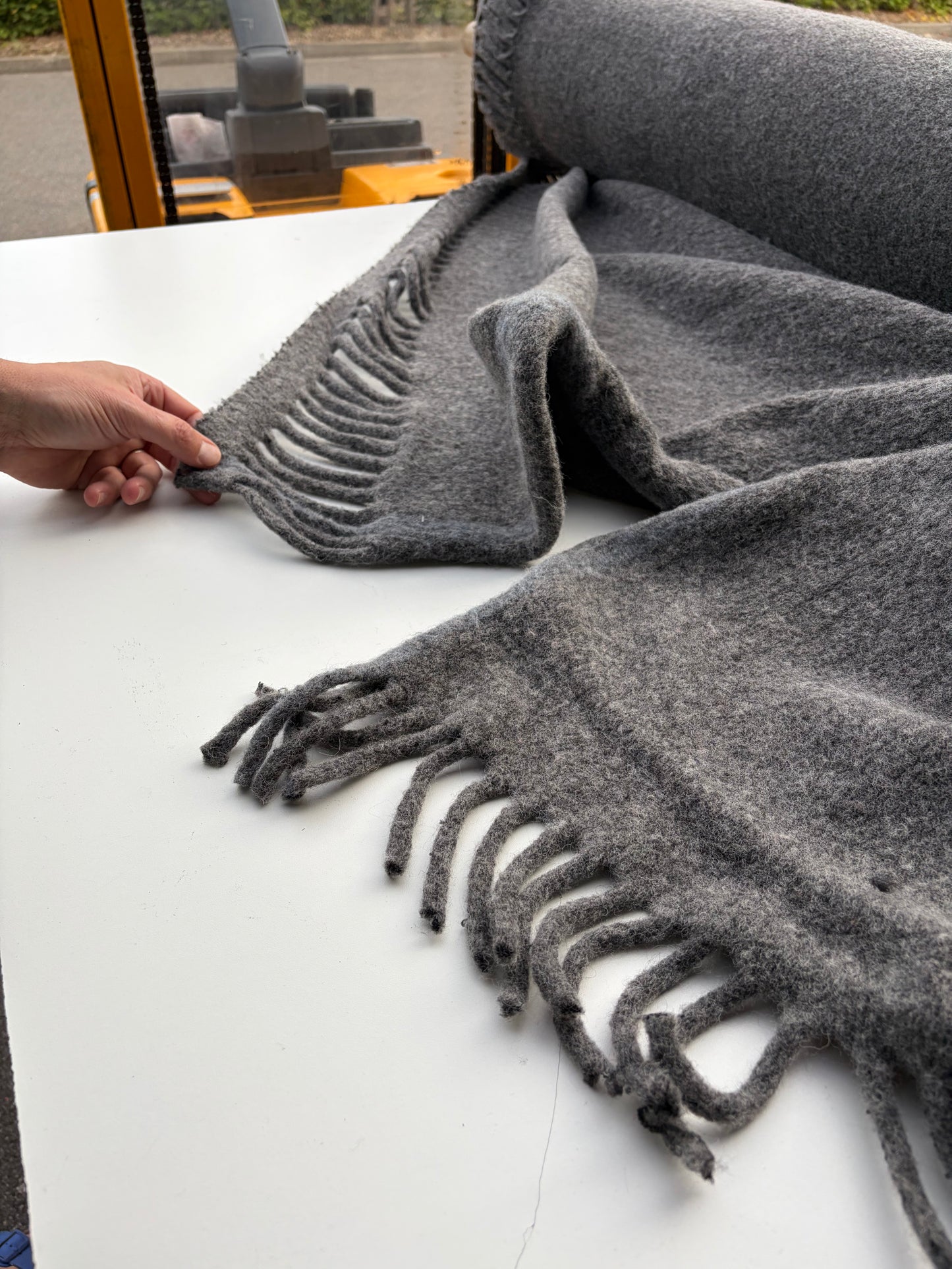 WILD WOOL 003 mid grey boiled wool with fringes