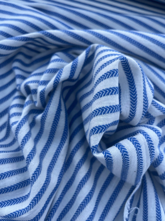 HERA 030 Gauze jacquard fishbone ecru/cobalt