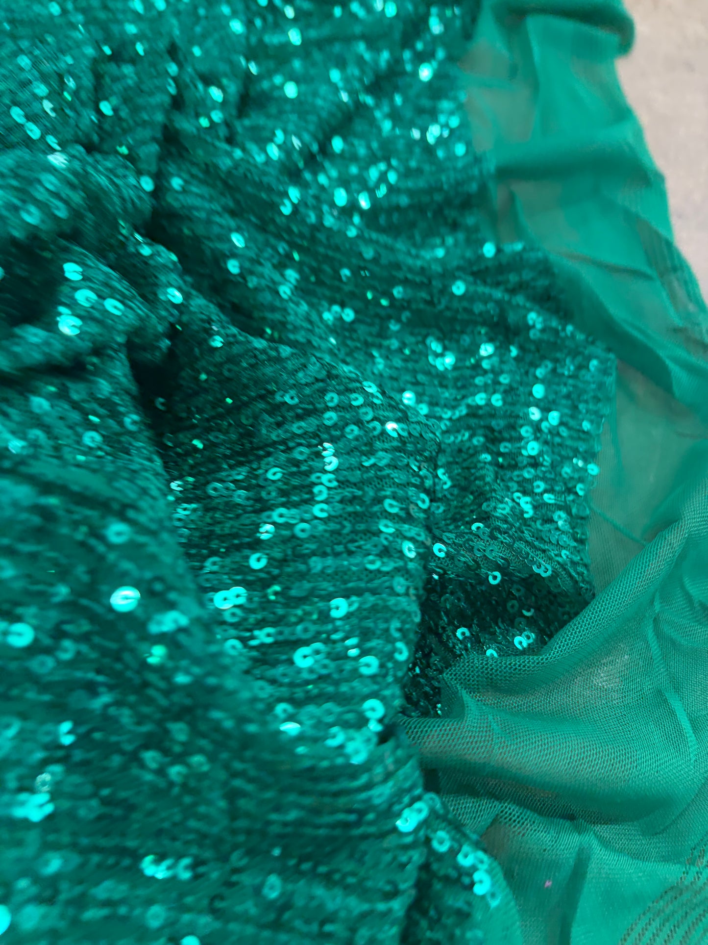 RHINO 026 mesh sequins dark green
