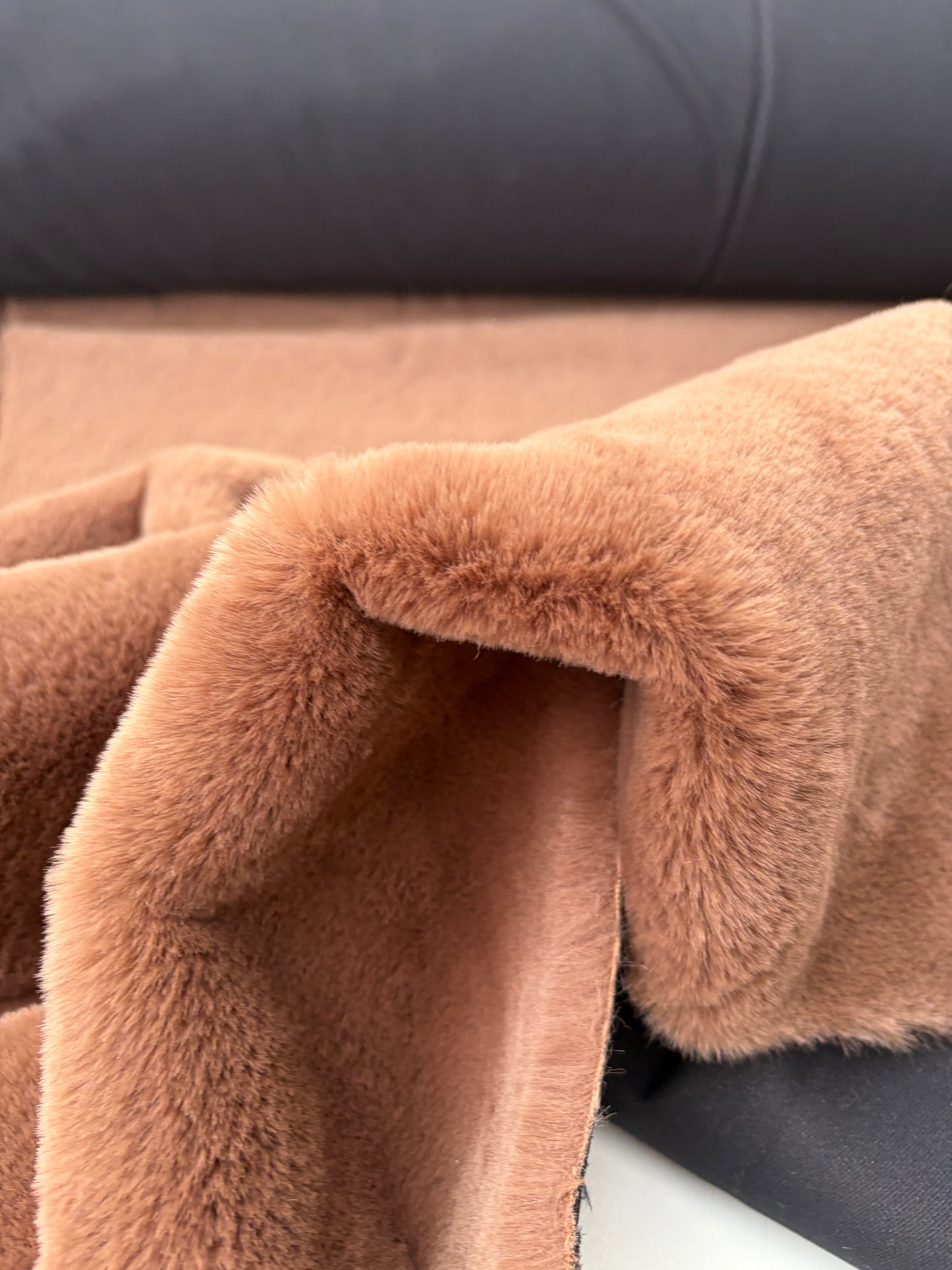 WILD WOOL 009 chocolate coloured fake fur
