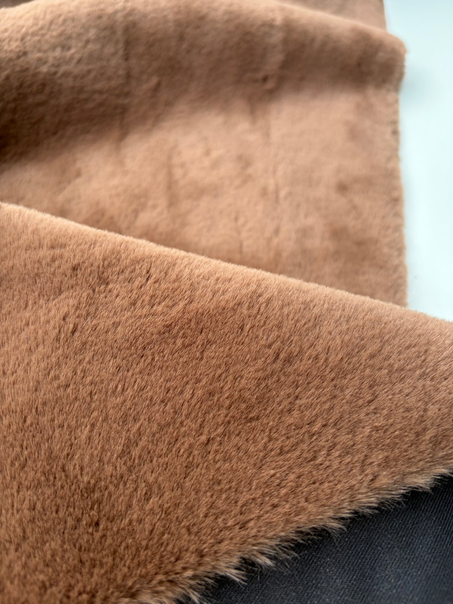 WILD WOOL 009 chocolate coloured fake fur