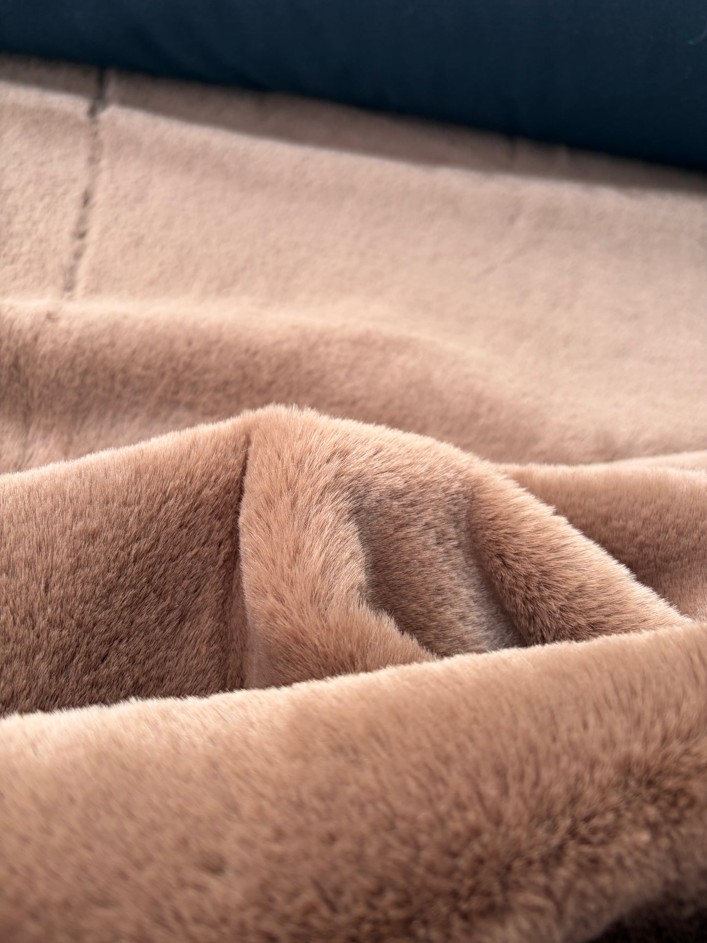 WILD WOOL 009 chocolate coloured fake fur