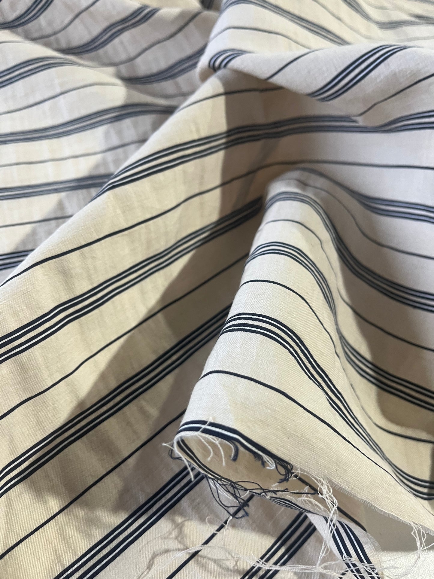 LC XII 009 striped linen/viscose