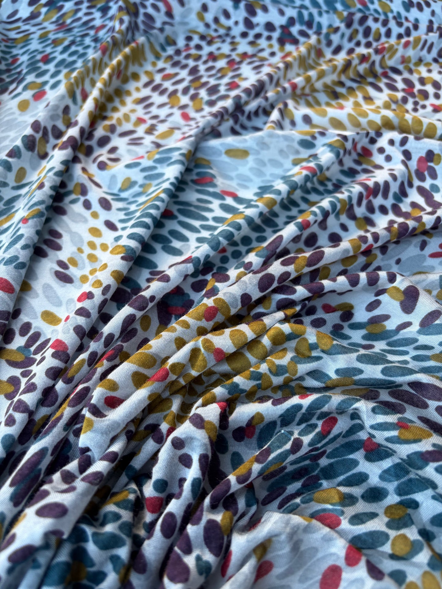 TINO 011 light jersey viscose multicolour dots