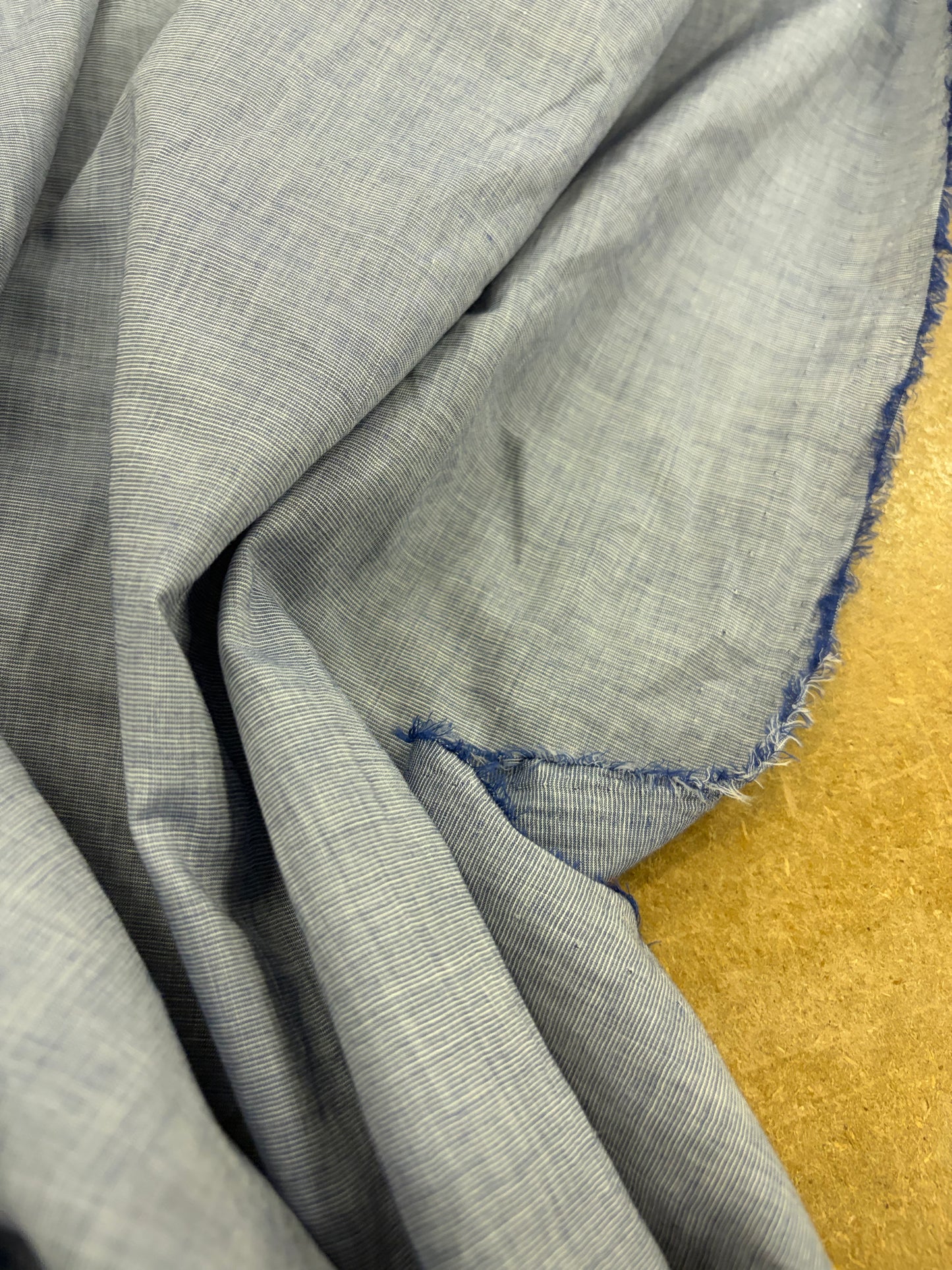 RHINO 034 light blue cotton shirting fil à fil