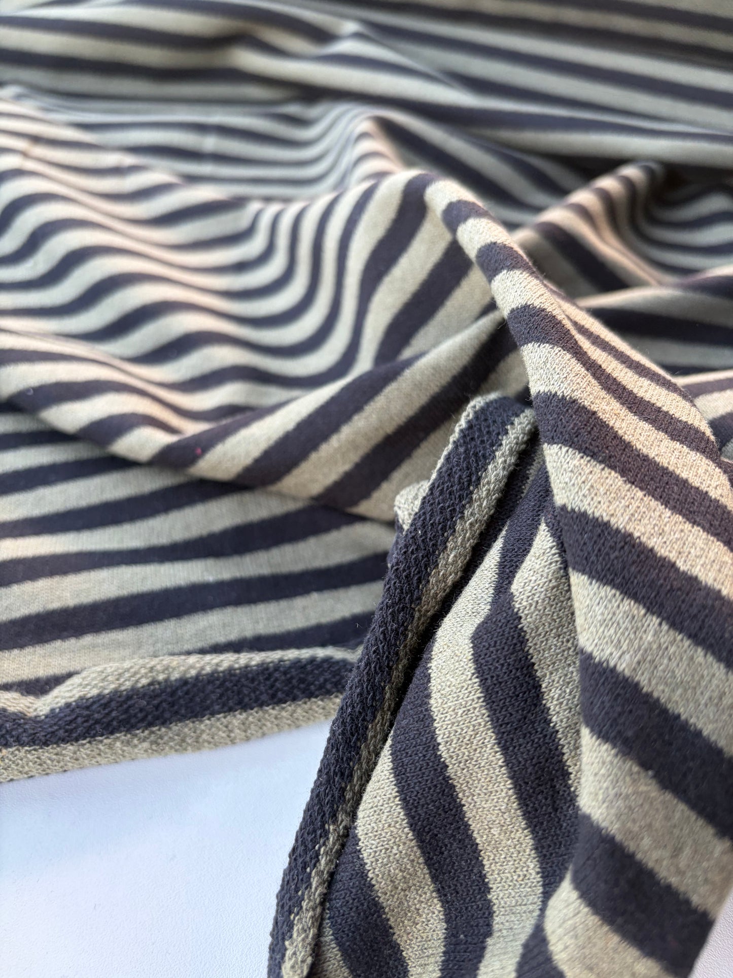 LC TINO 014 black/khaky striped French Terry