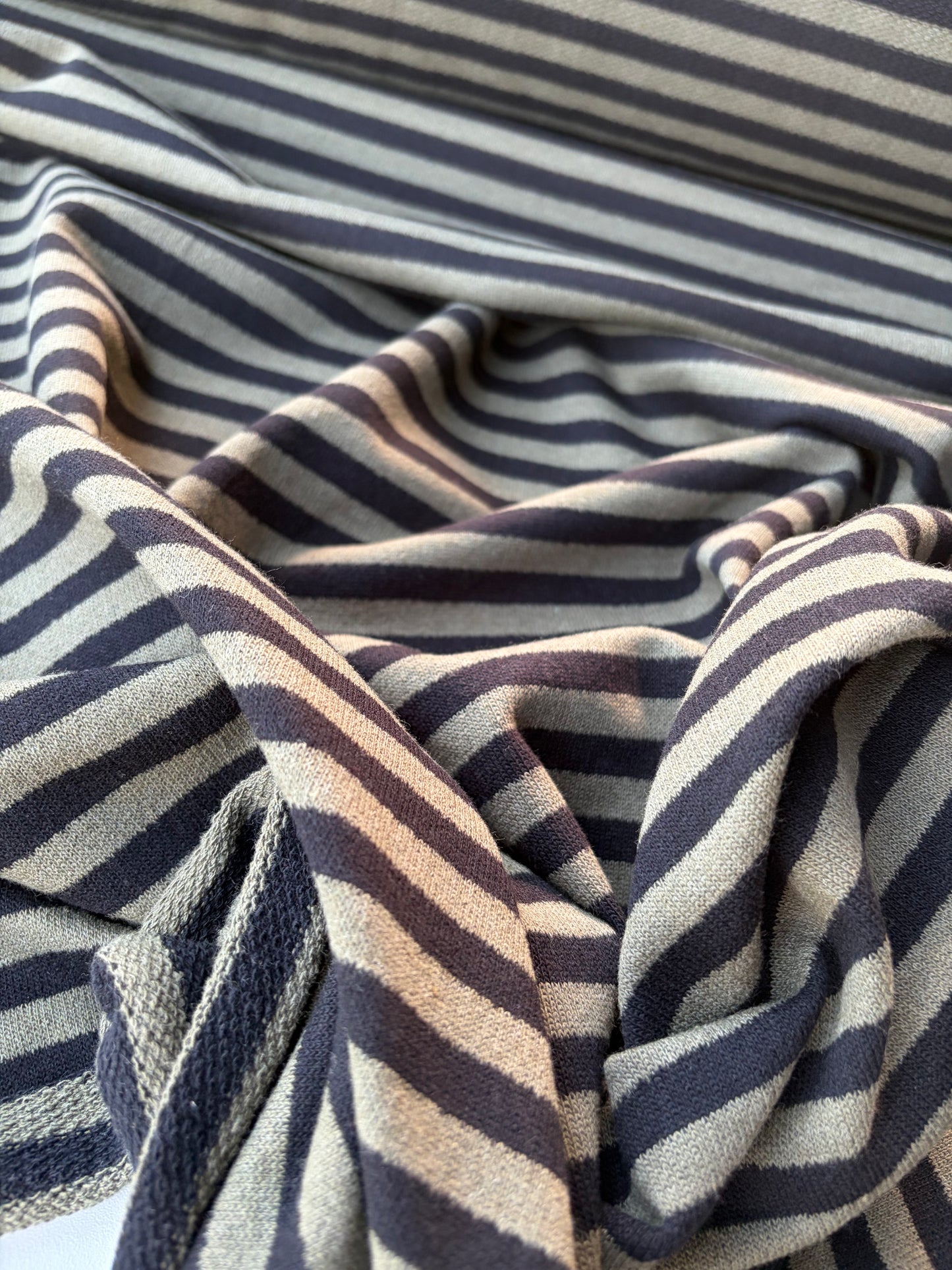 LC TINO 014 black/khaky striped French Terry