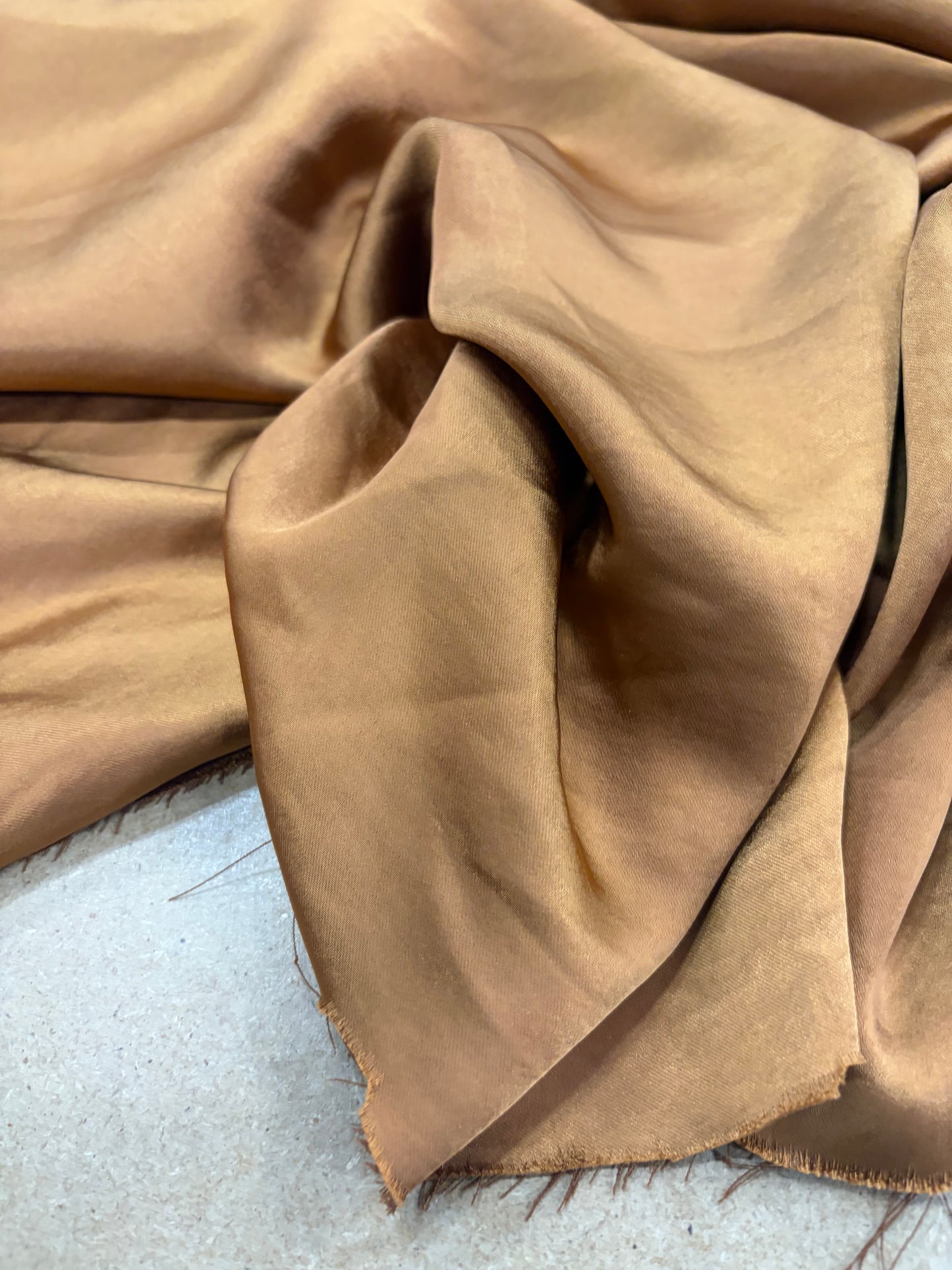 RHINO 036 dull satin stretch cognac