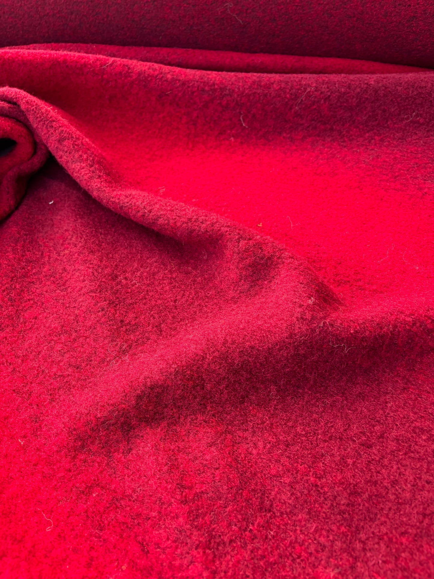 WILD WOOL 016 red striped boiled wool