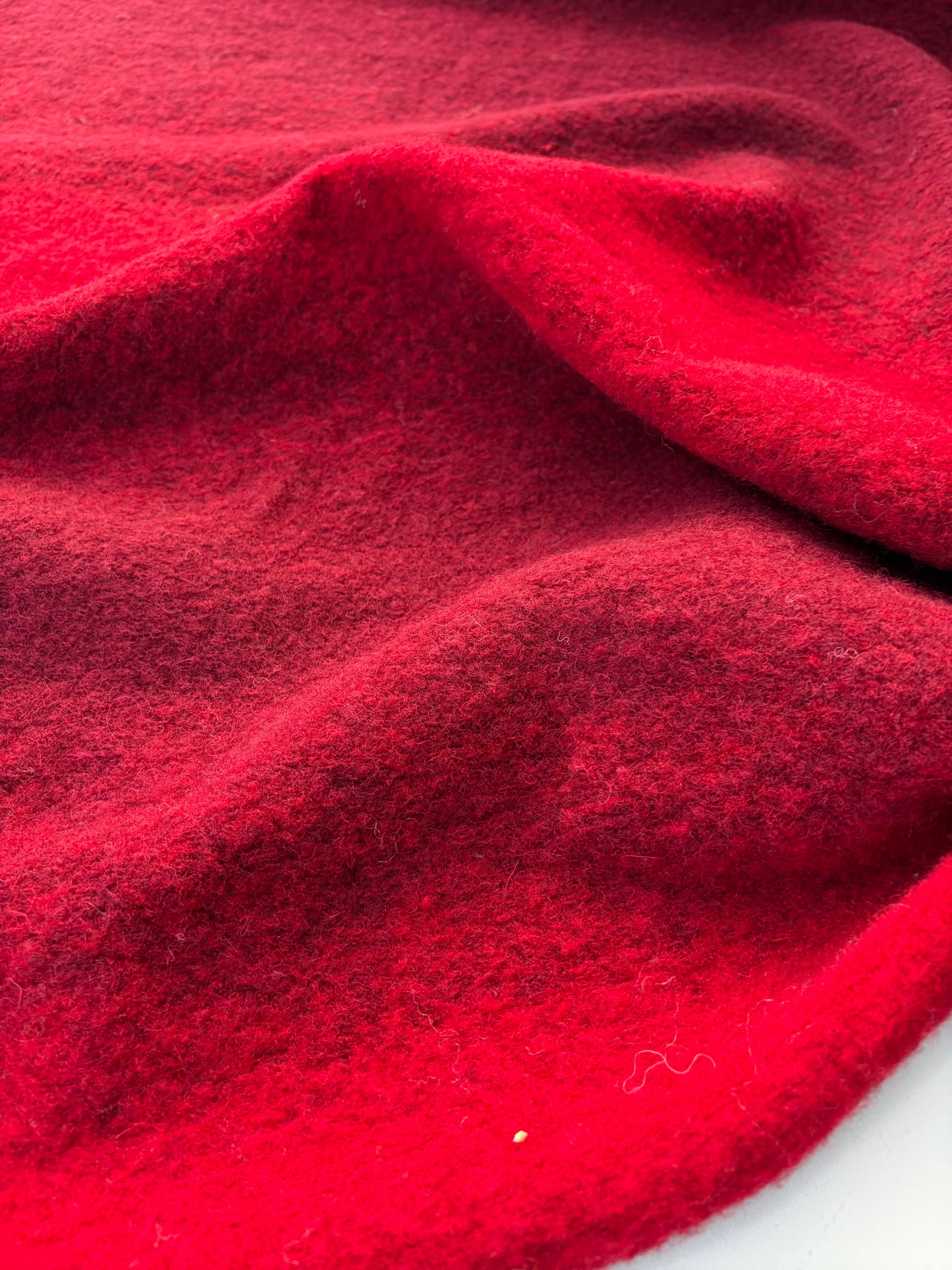 WILD WOOL 016 red striped boiled wool