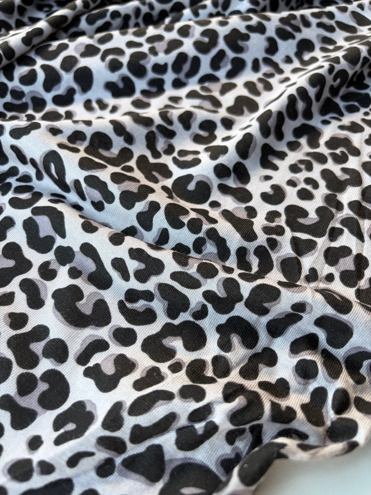 TINO 011 light jersey viscose animalier