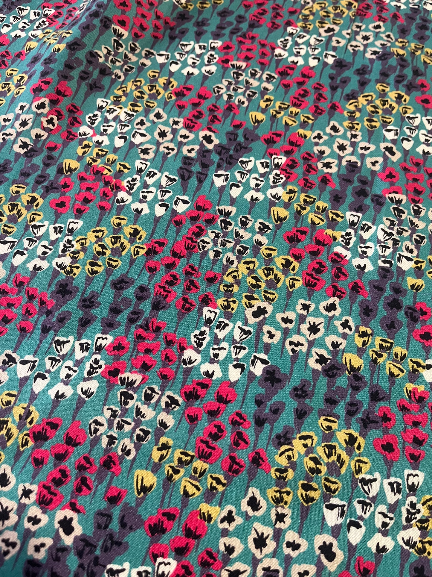 XII 019 warm viscose twill print