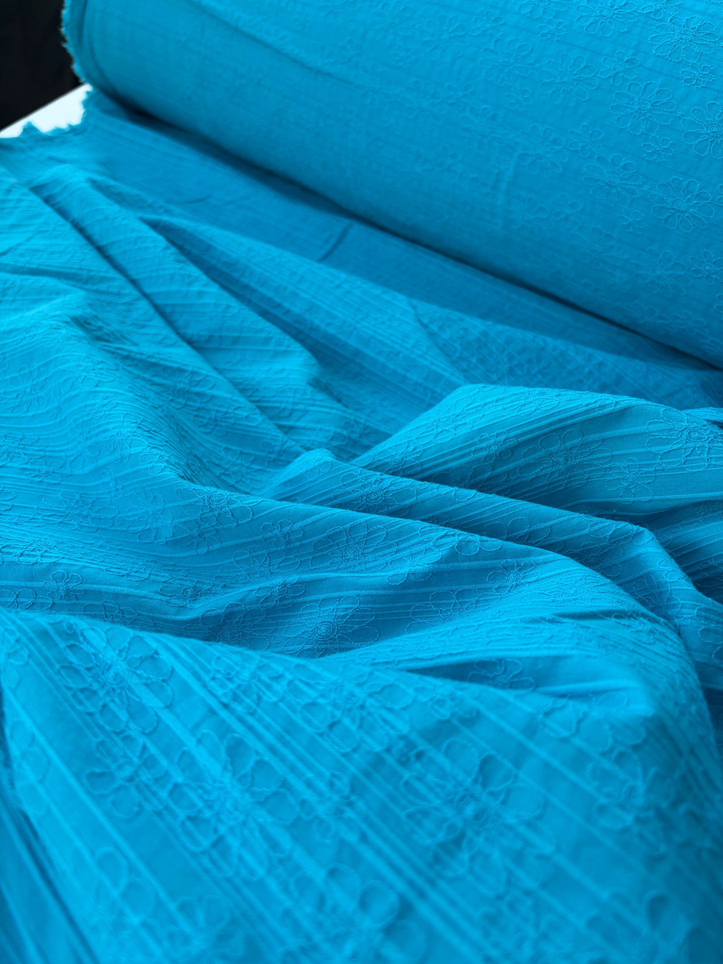 TINO 019 stretch embroidery turquoise