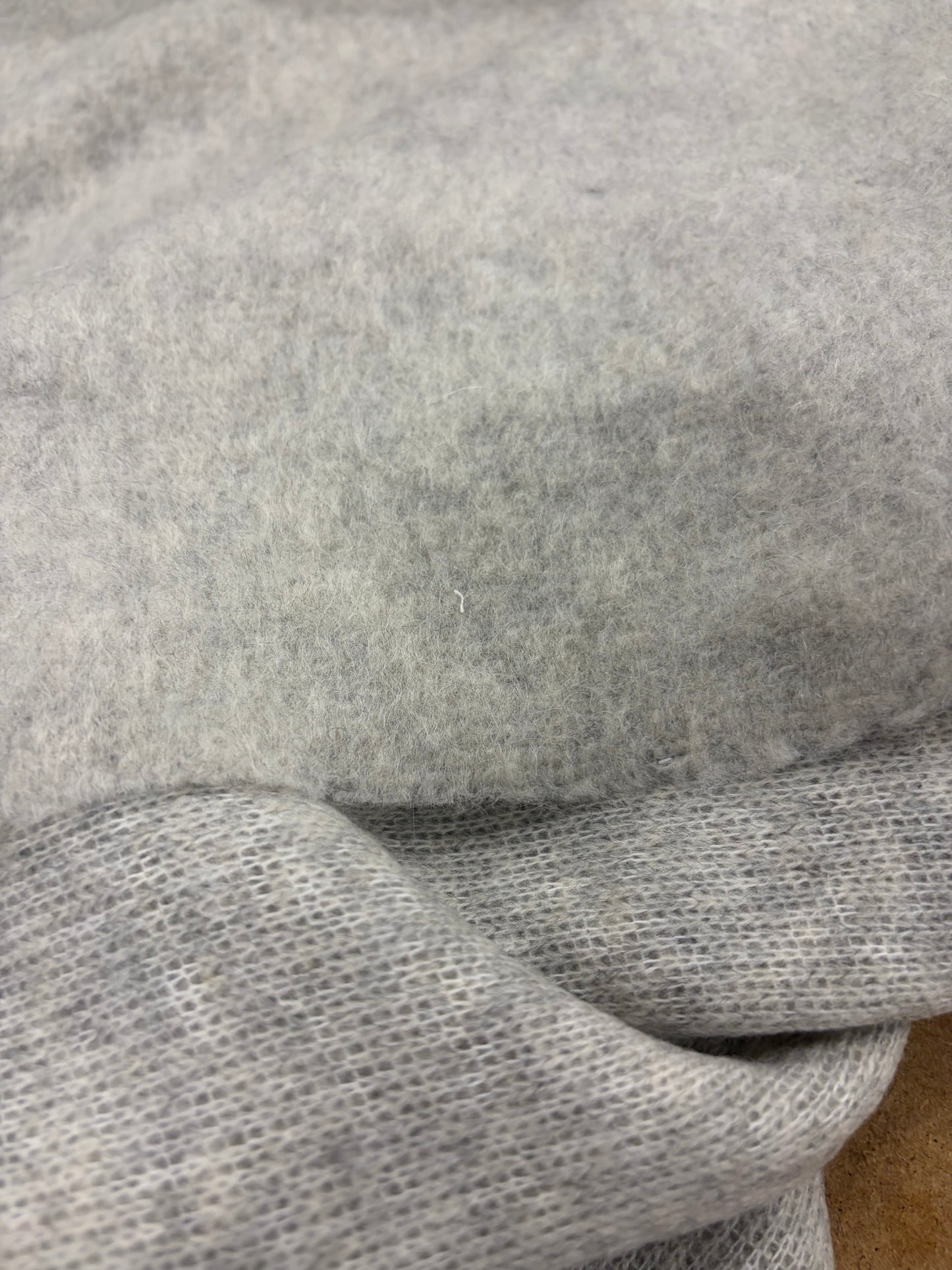 RHINO 041 grey soft knitted fabric with wool
