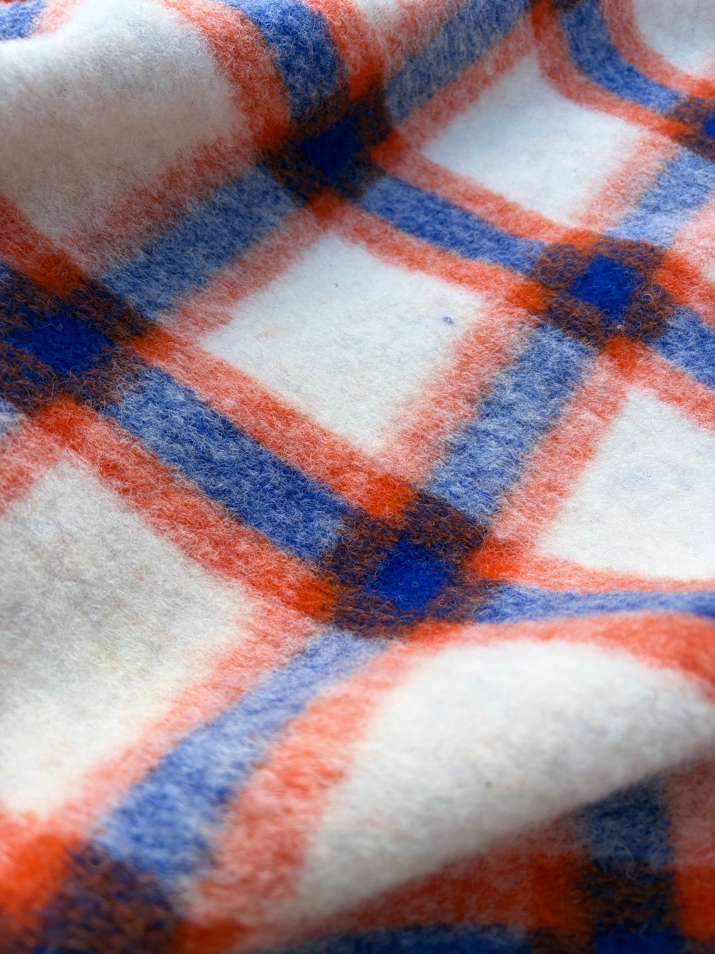 WILD WOOL 024 blue/orange  boiled wool