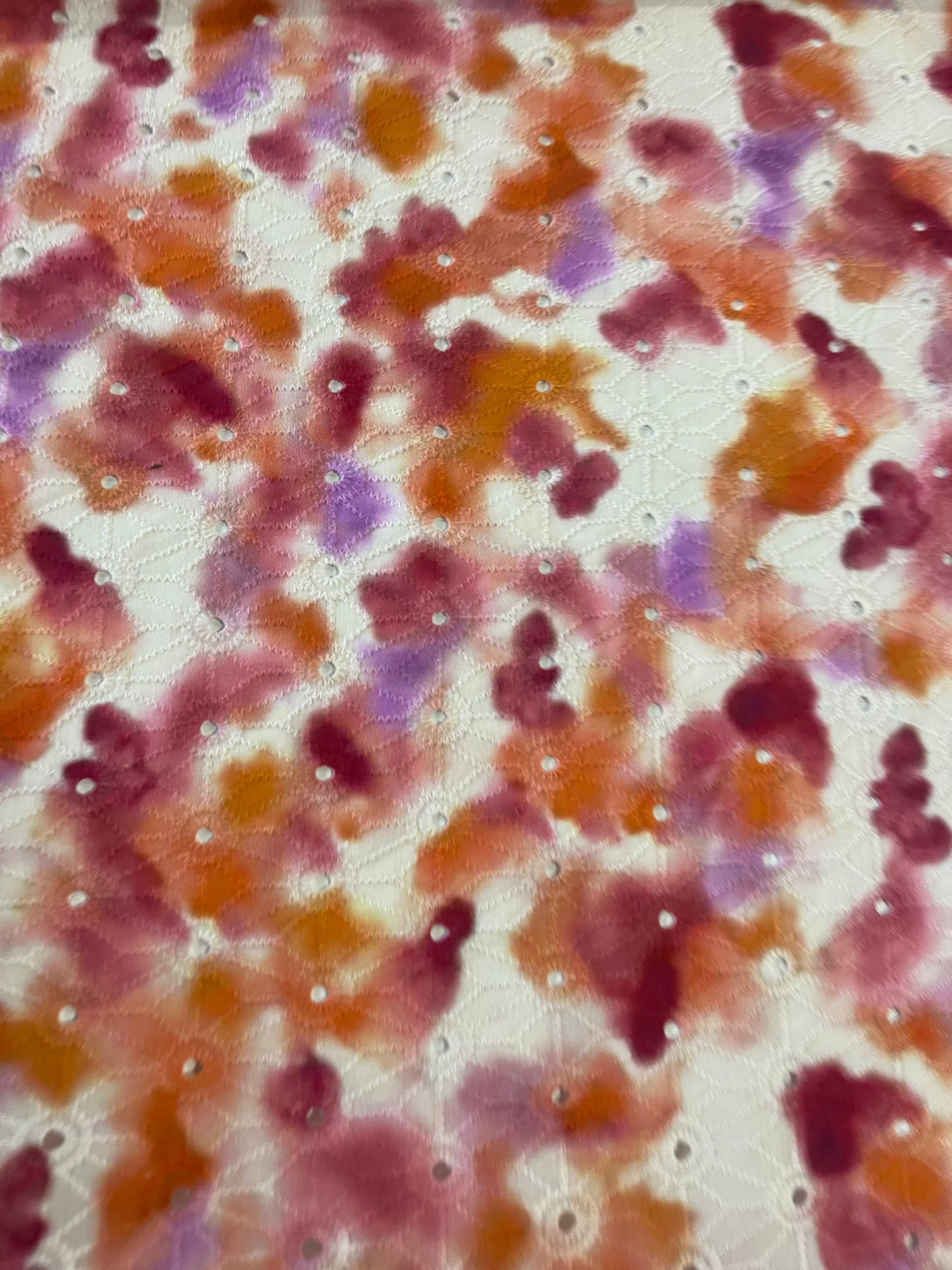 XII 027 broderie anglaise tie dye pink