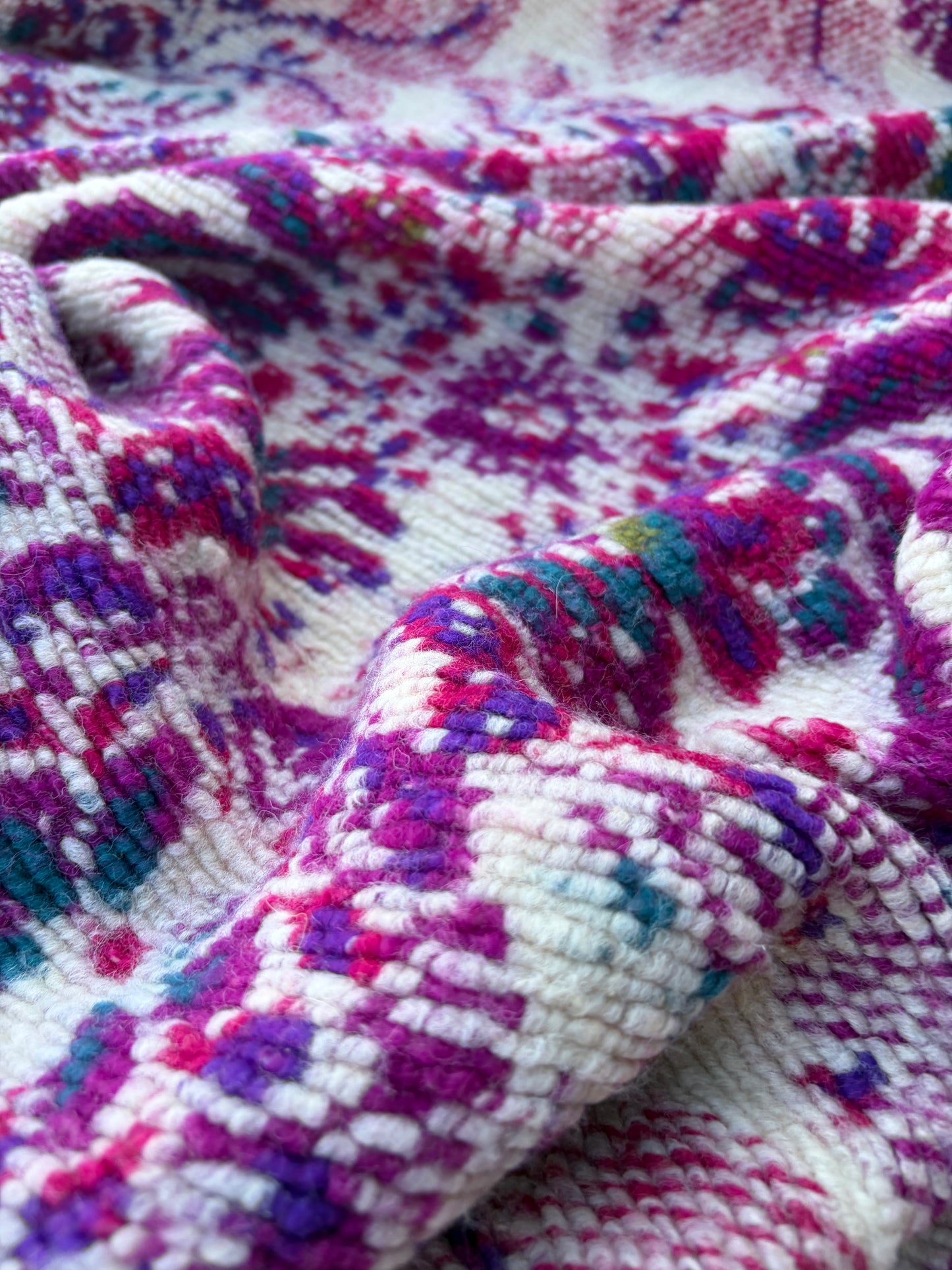 WILD WOOL 028 ecru/mauve/fuchsia cashemere heavy boiled wool